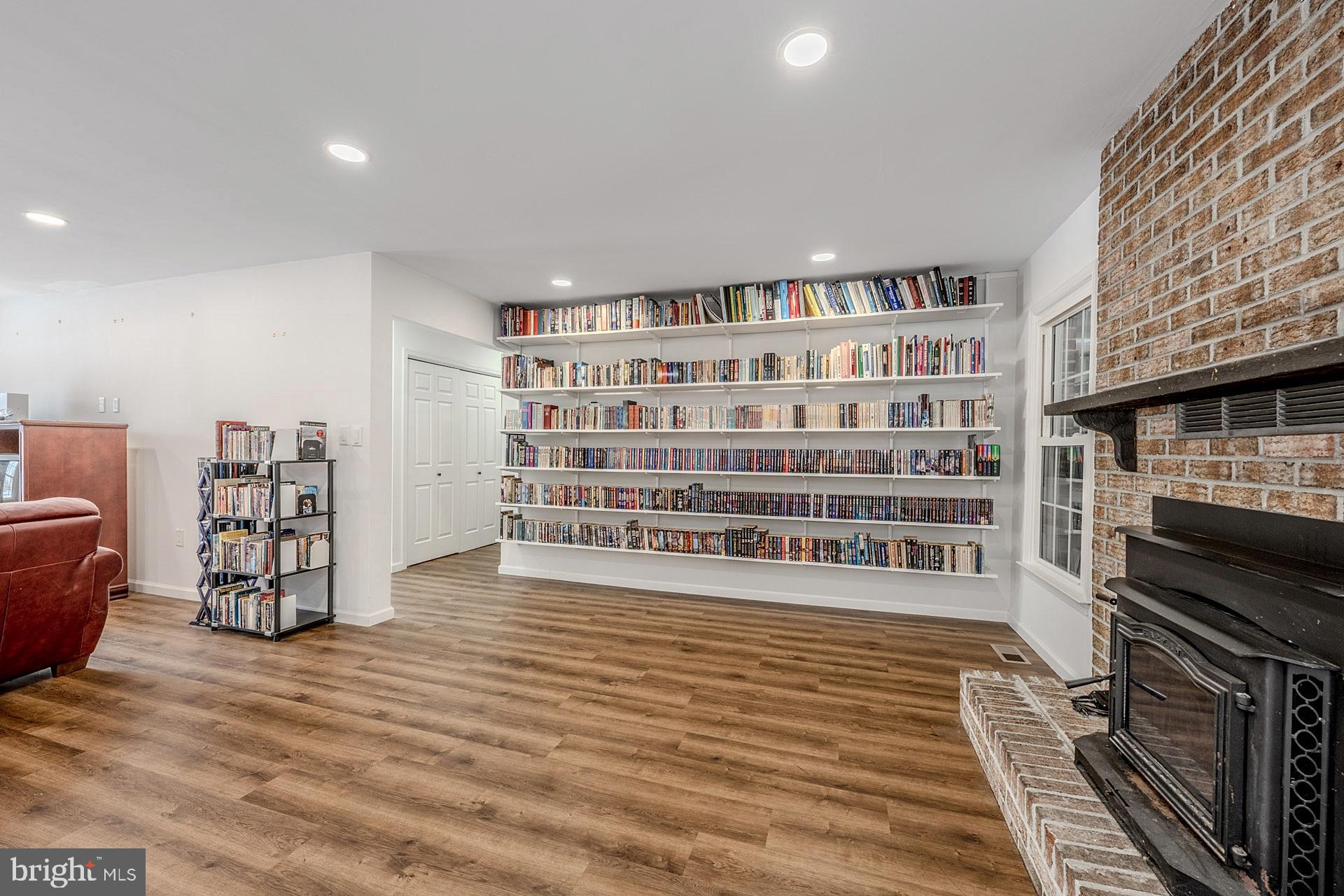 ELLENWOOD - Residential