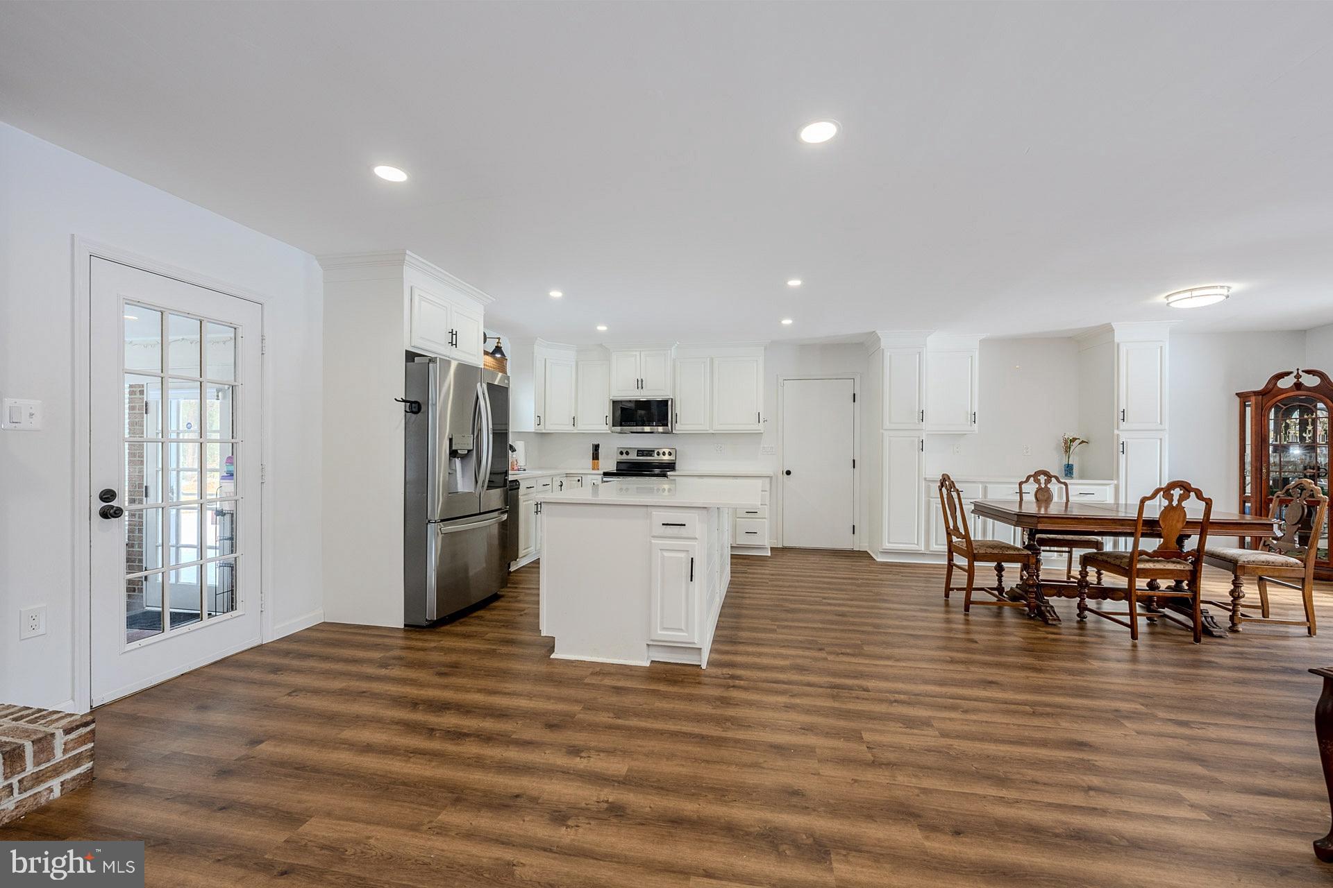 ELLENWOOD - Residential