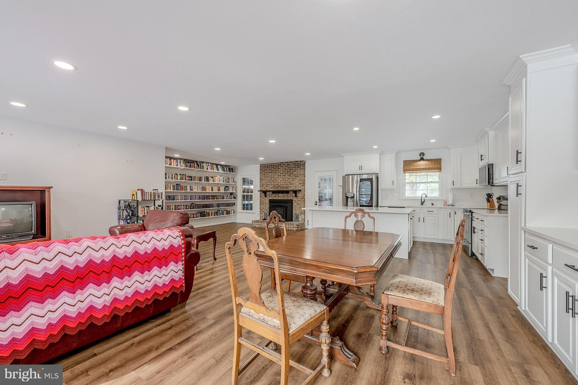 ELLENWOOD - Residential