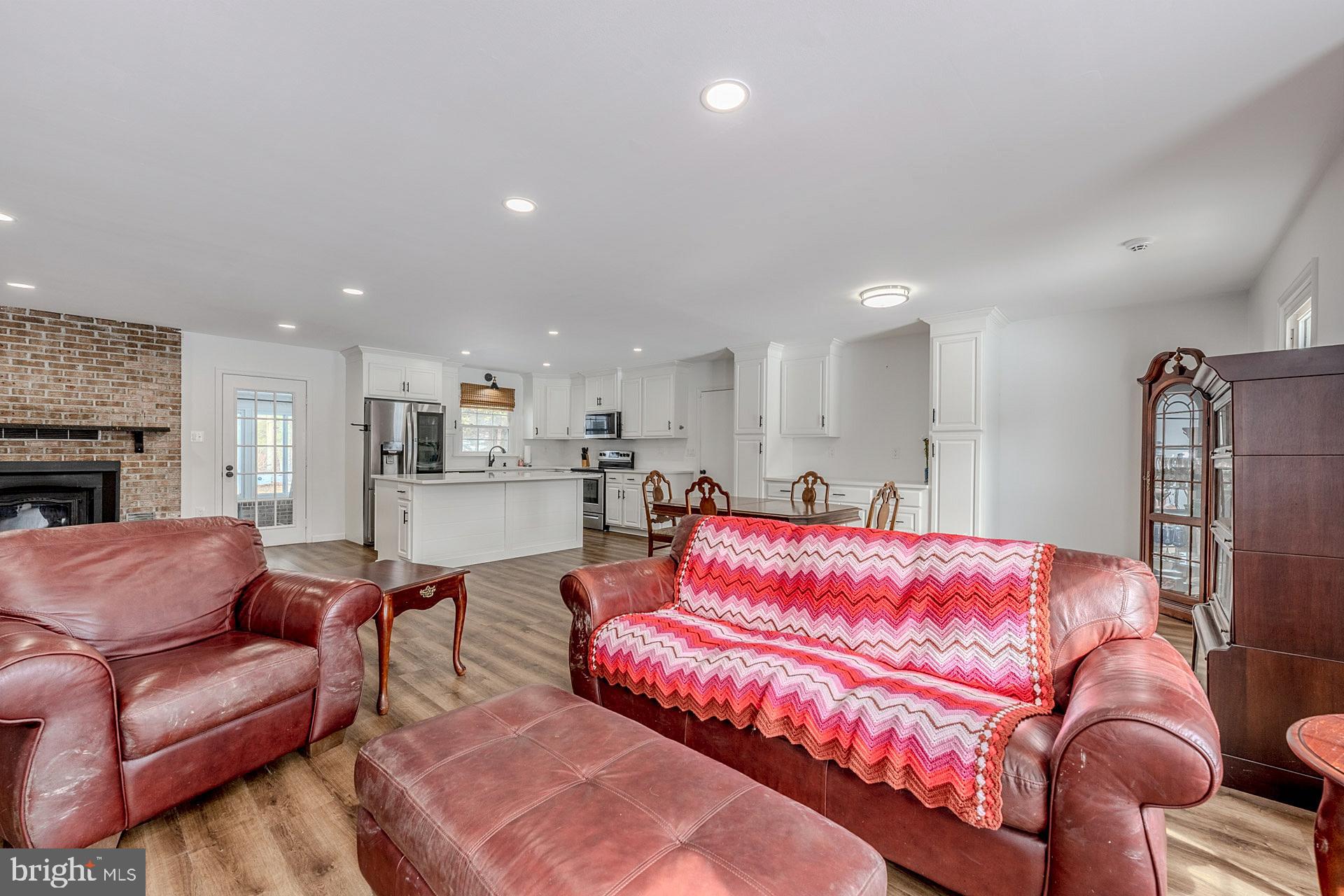 ELLENWOOD - Residential