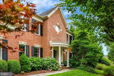 3189 POND MIST WAY OAK HILL VA 20171