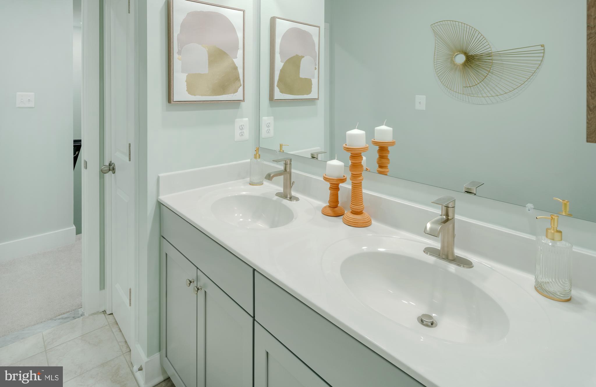 ST. CHARLES TOWNS - Residential