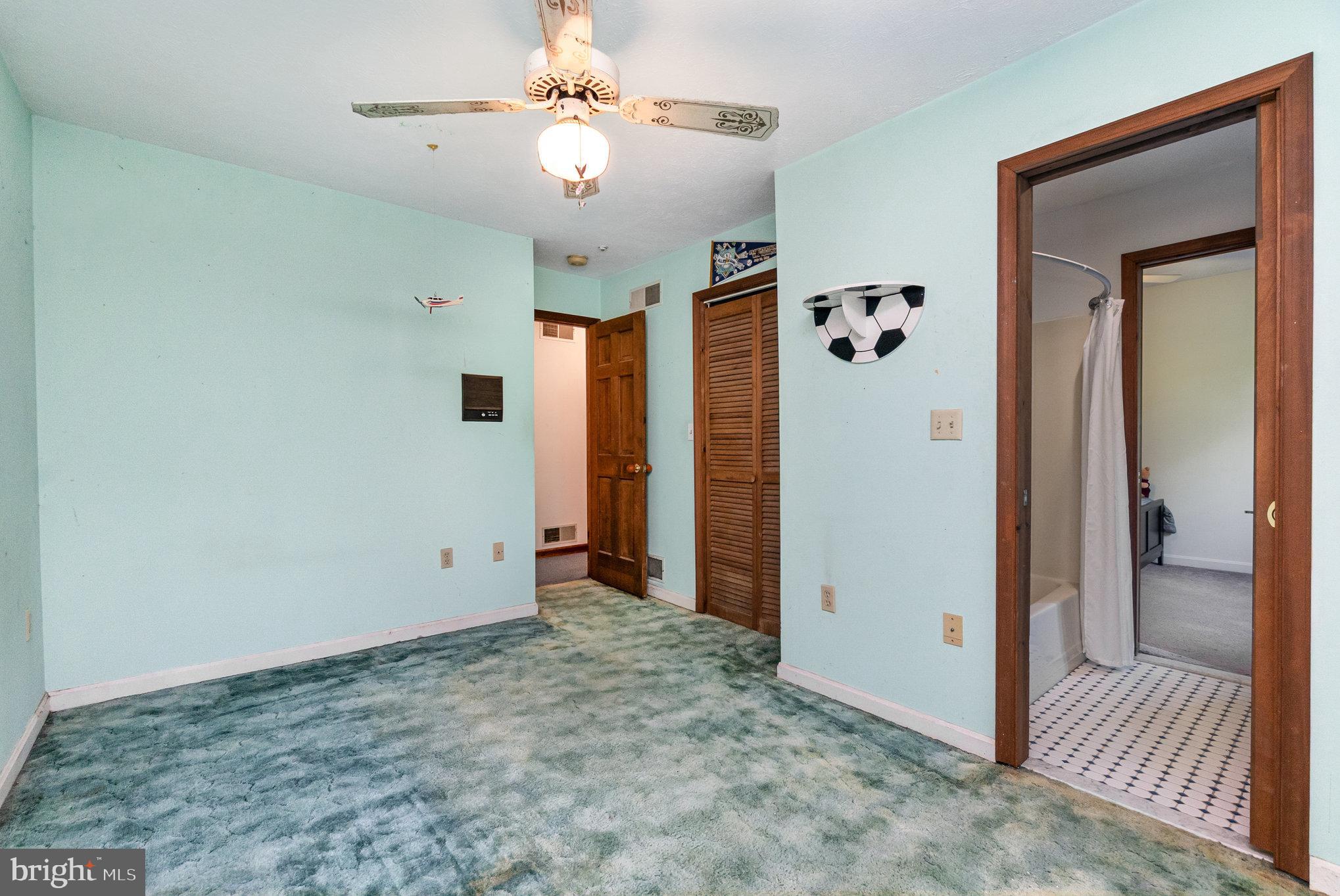 HACKS POINT - Residential