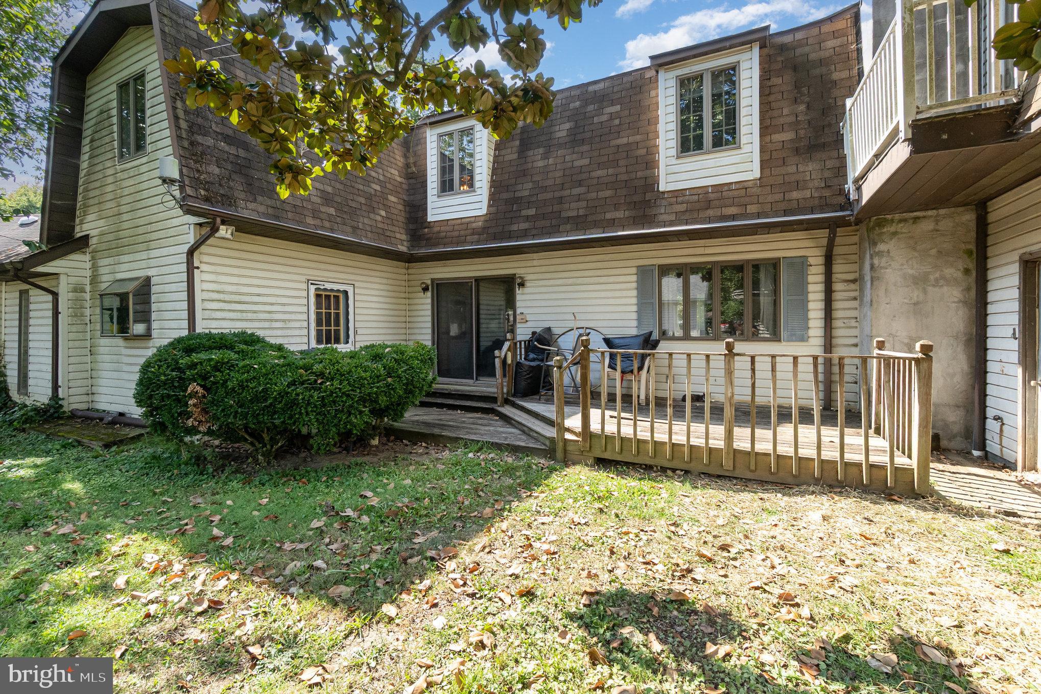 HACKS POINT - Residential