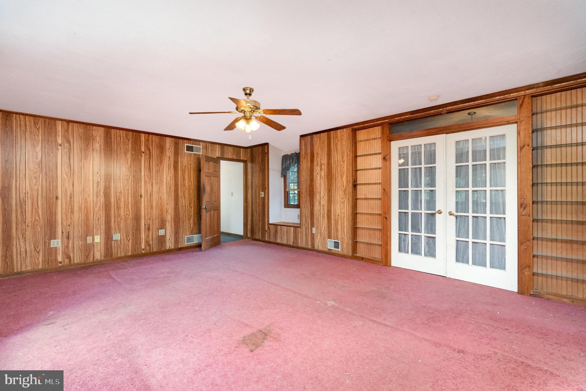 HACKS POINT - Residential