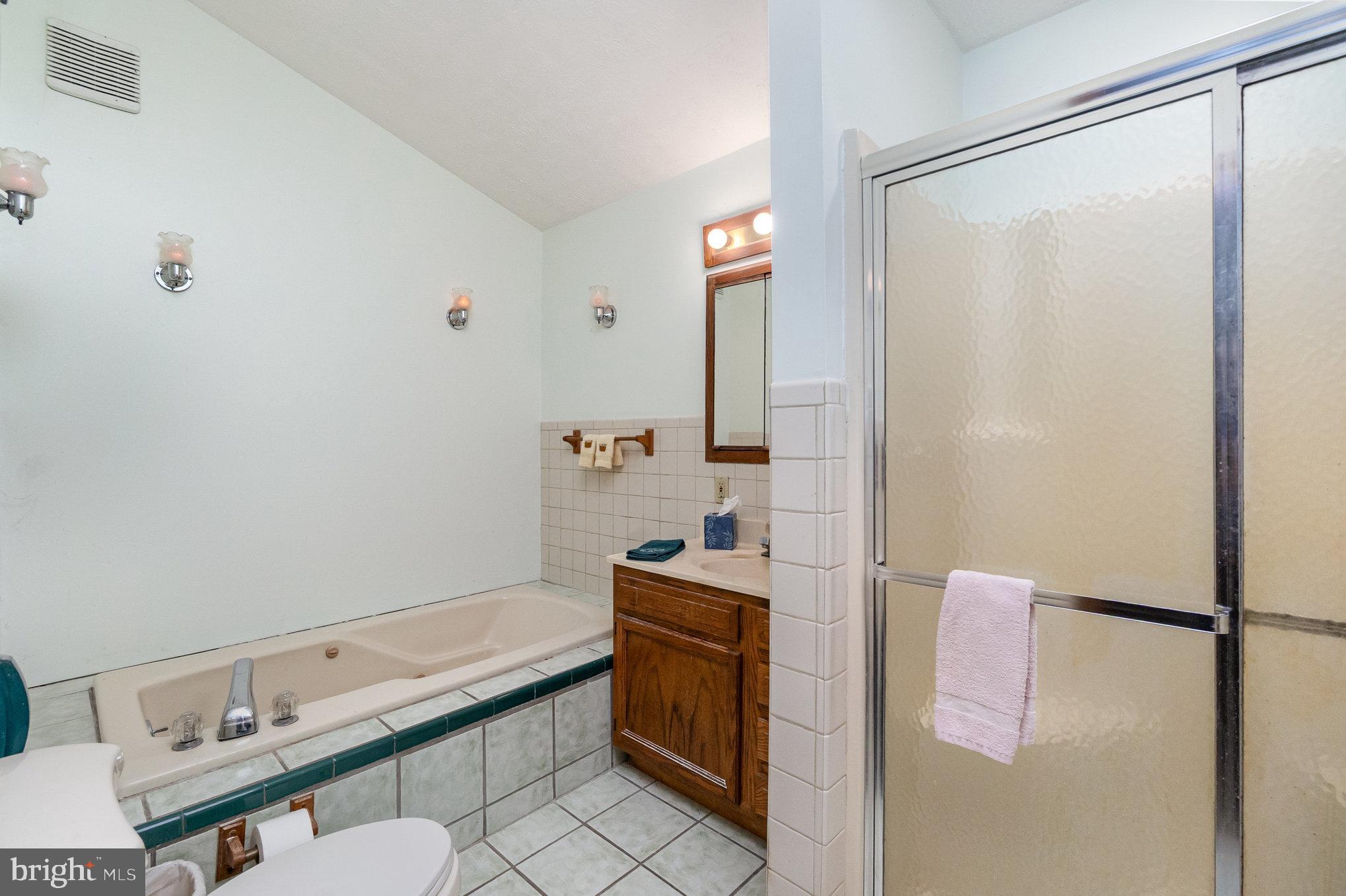 HACKS POINT - Residential