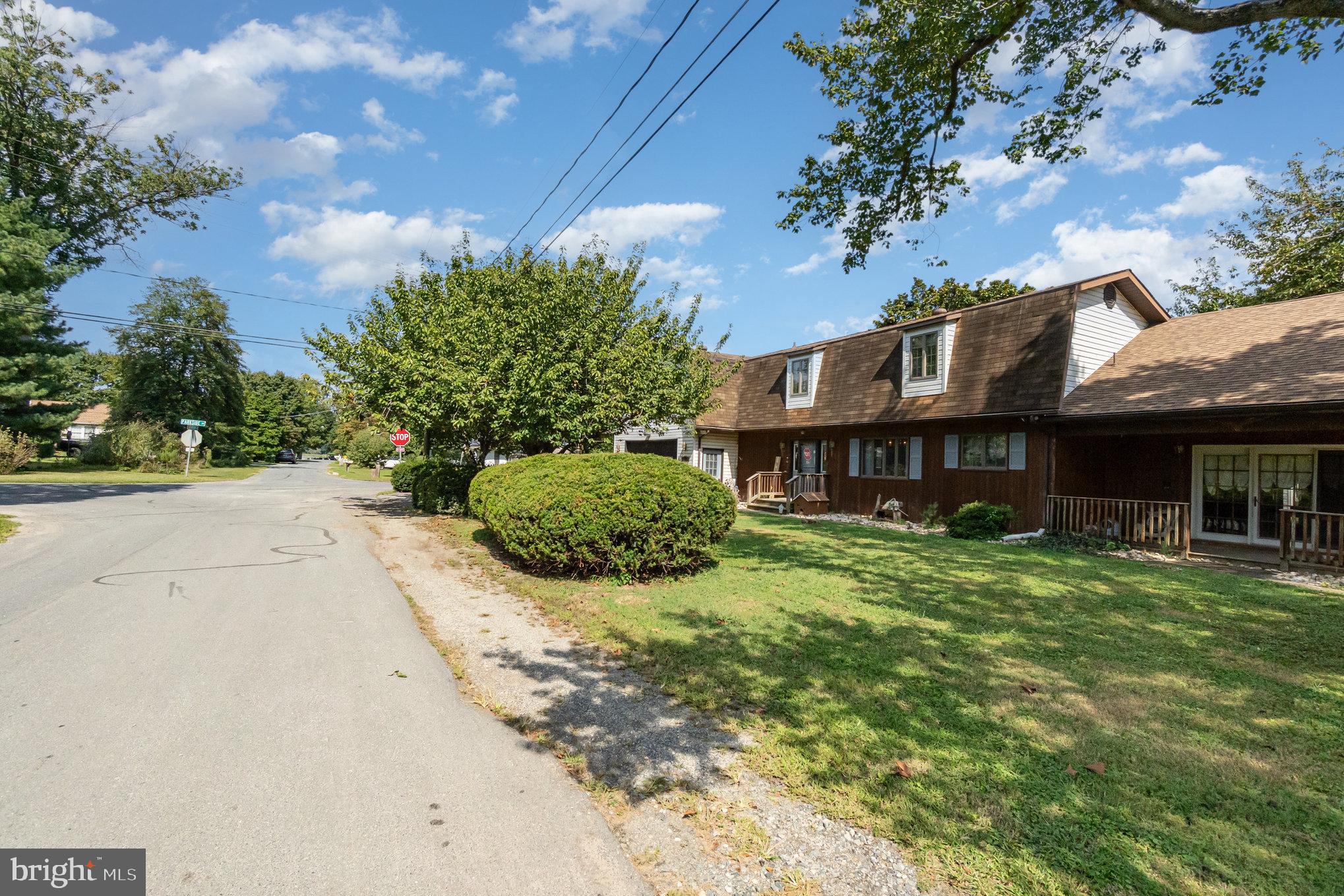 HACKS POINT - Residential