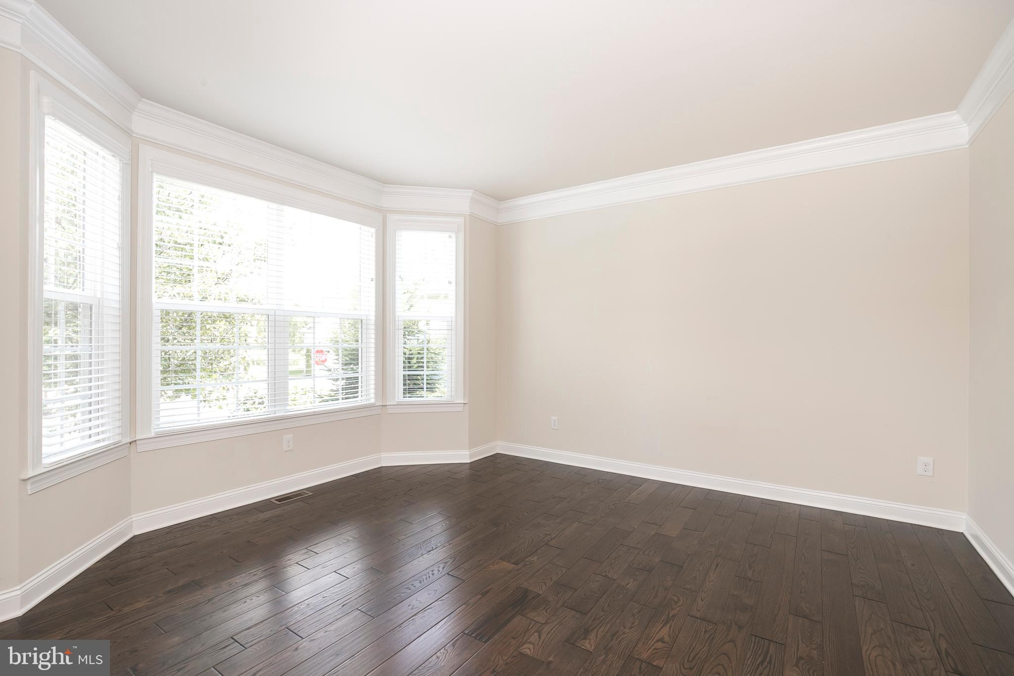 DEER HOLLOW - Residential Lease