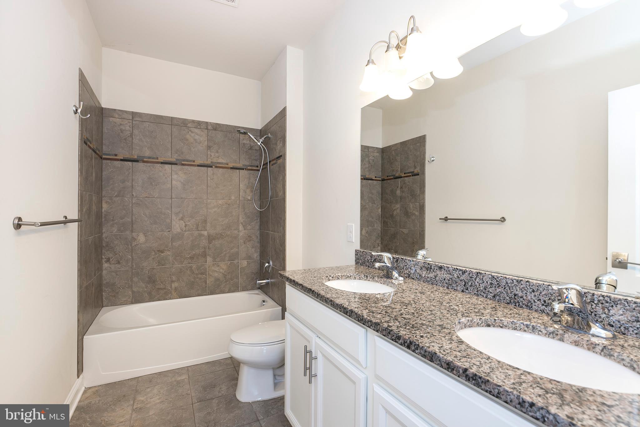 DEER HOLLOW - Residential Lease