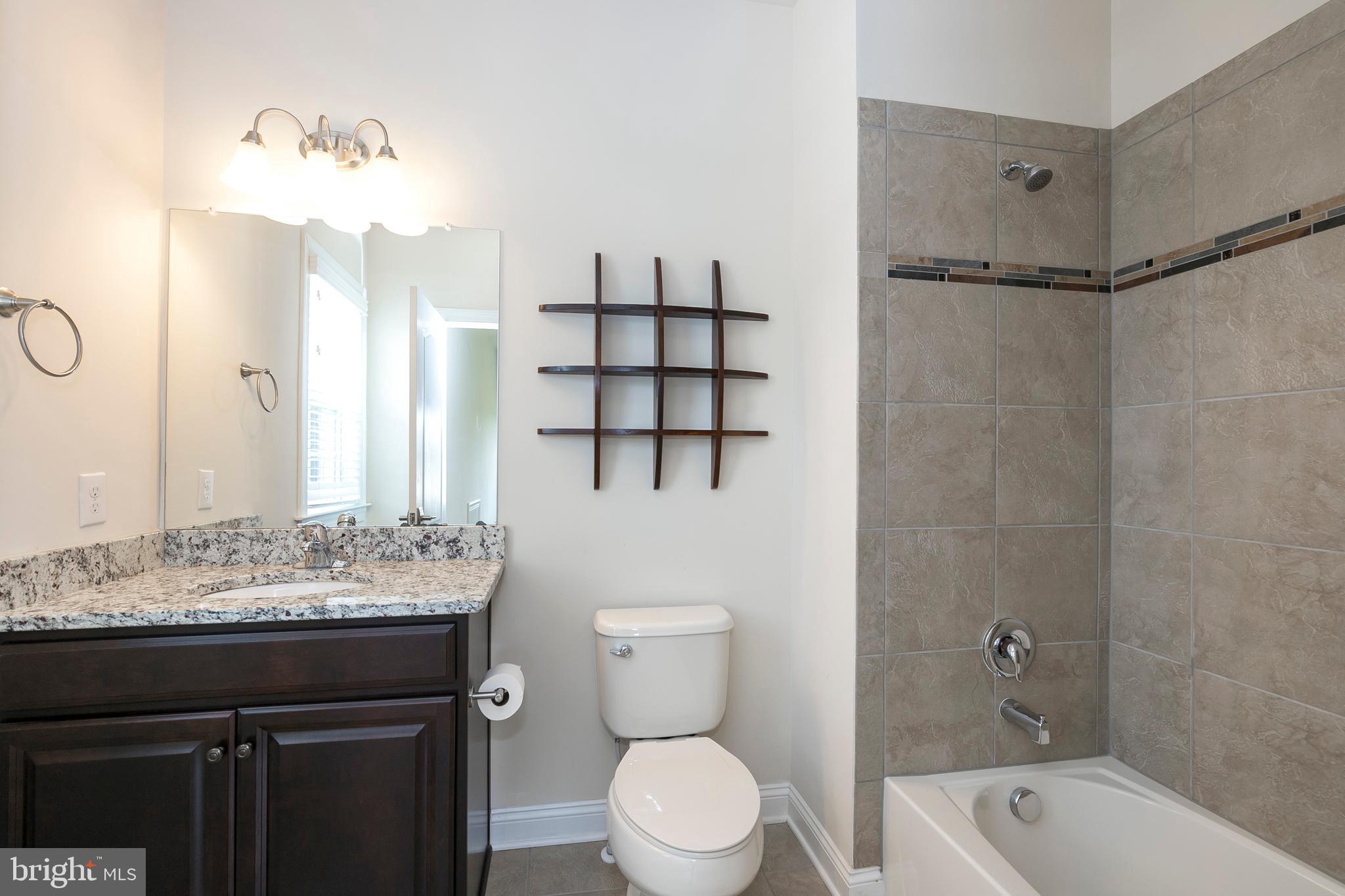 DEER HOLLOW - Residential Lease