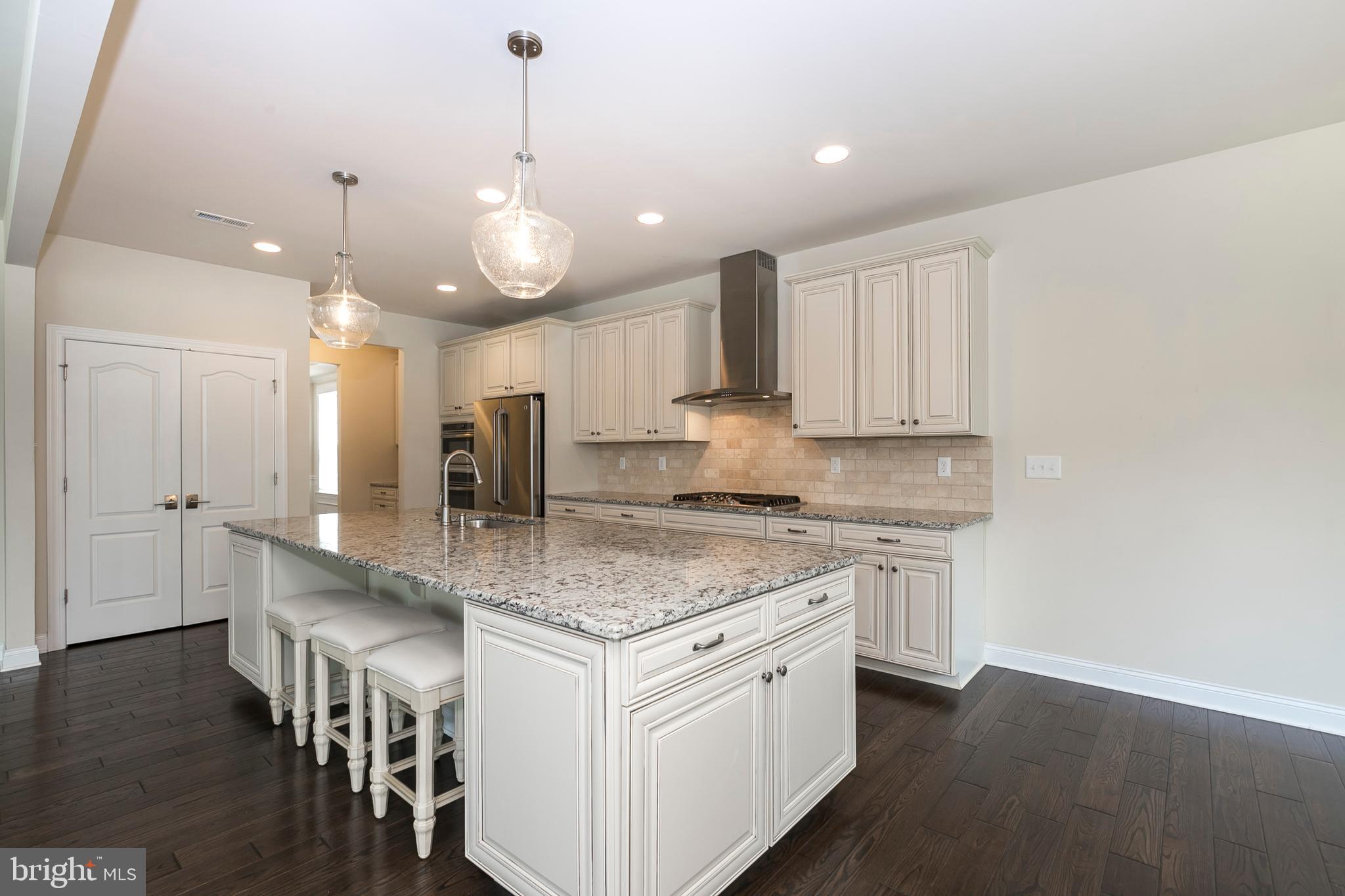 DEER HOLLOW - Residential Lease