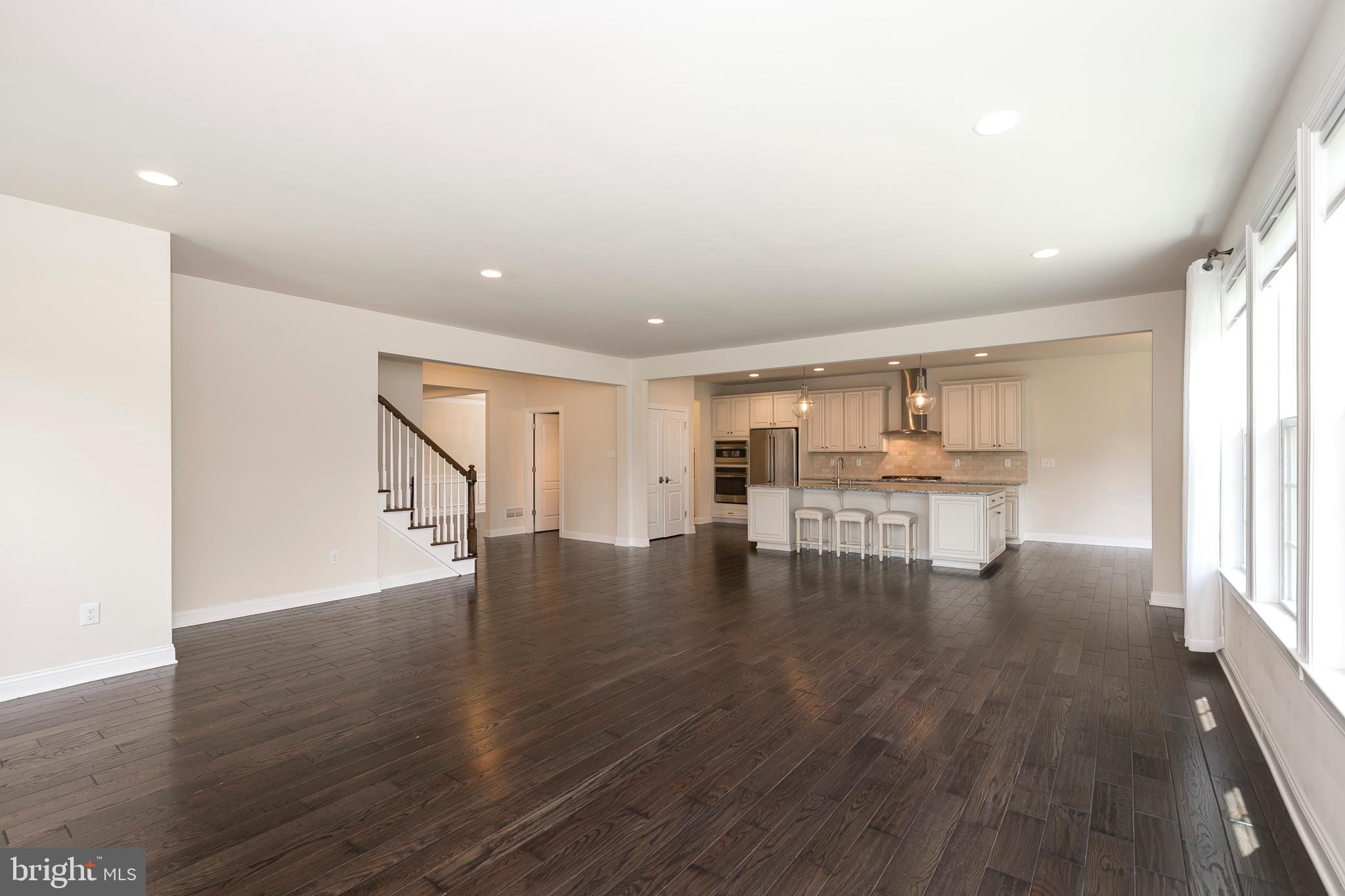 DEER HOLLOW - Residential Lease