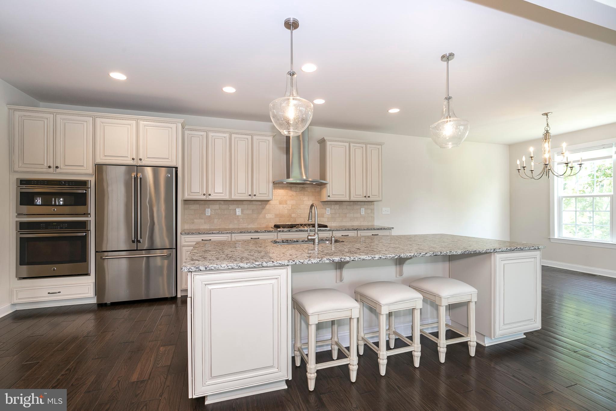 DEER HOLLOW - Residential Lease