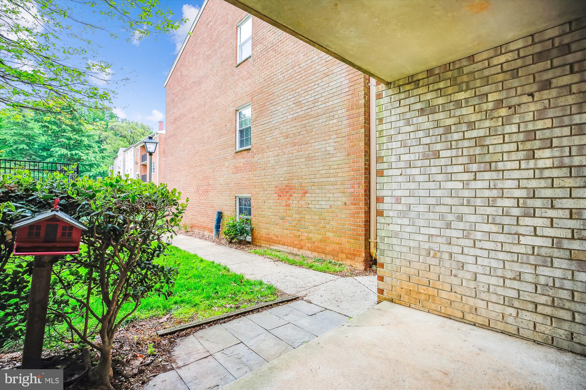 PLYMOUTH GARDENS - Residential