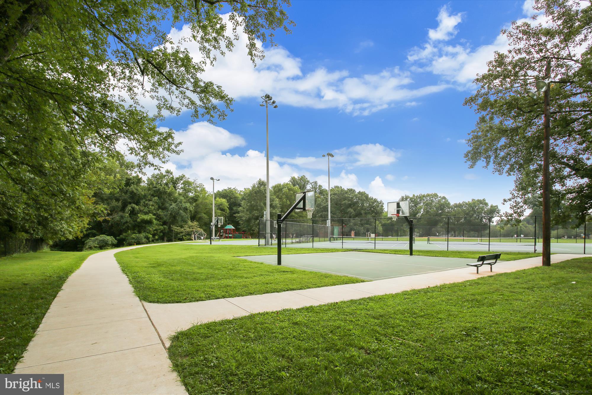 PLYMOUTH GARDENS - Residential