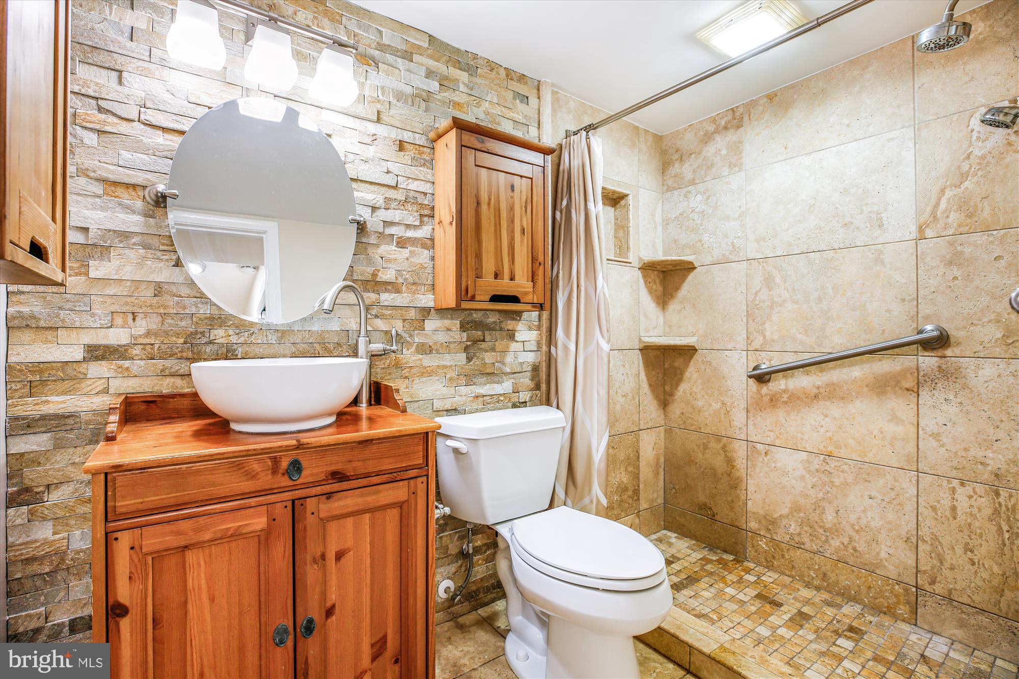 PLYMOUTH GARDENS - Residential