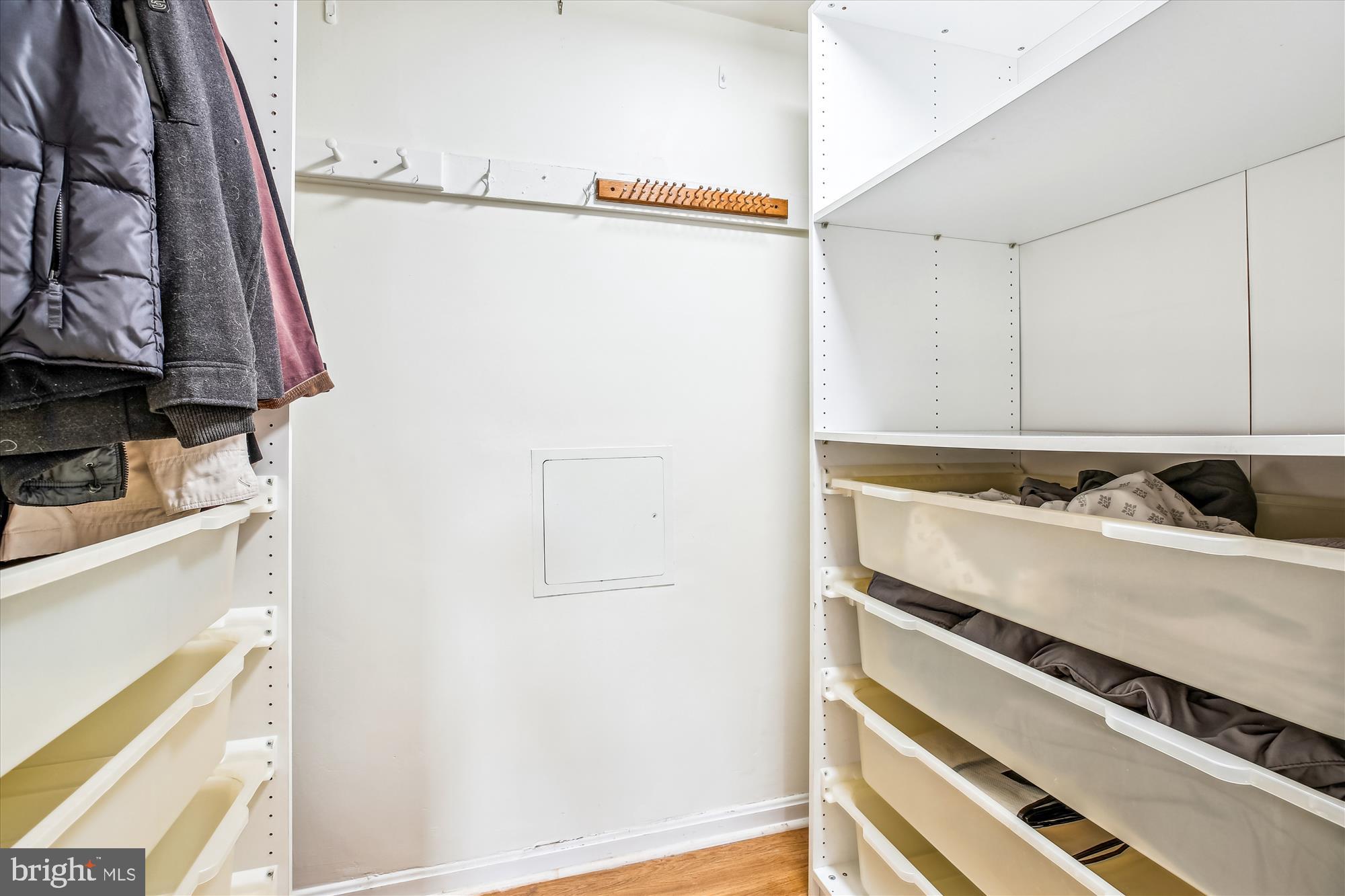 PLYMOUTH GARDENS - Residential