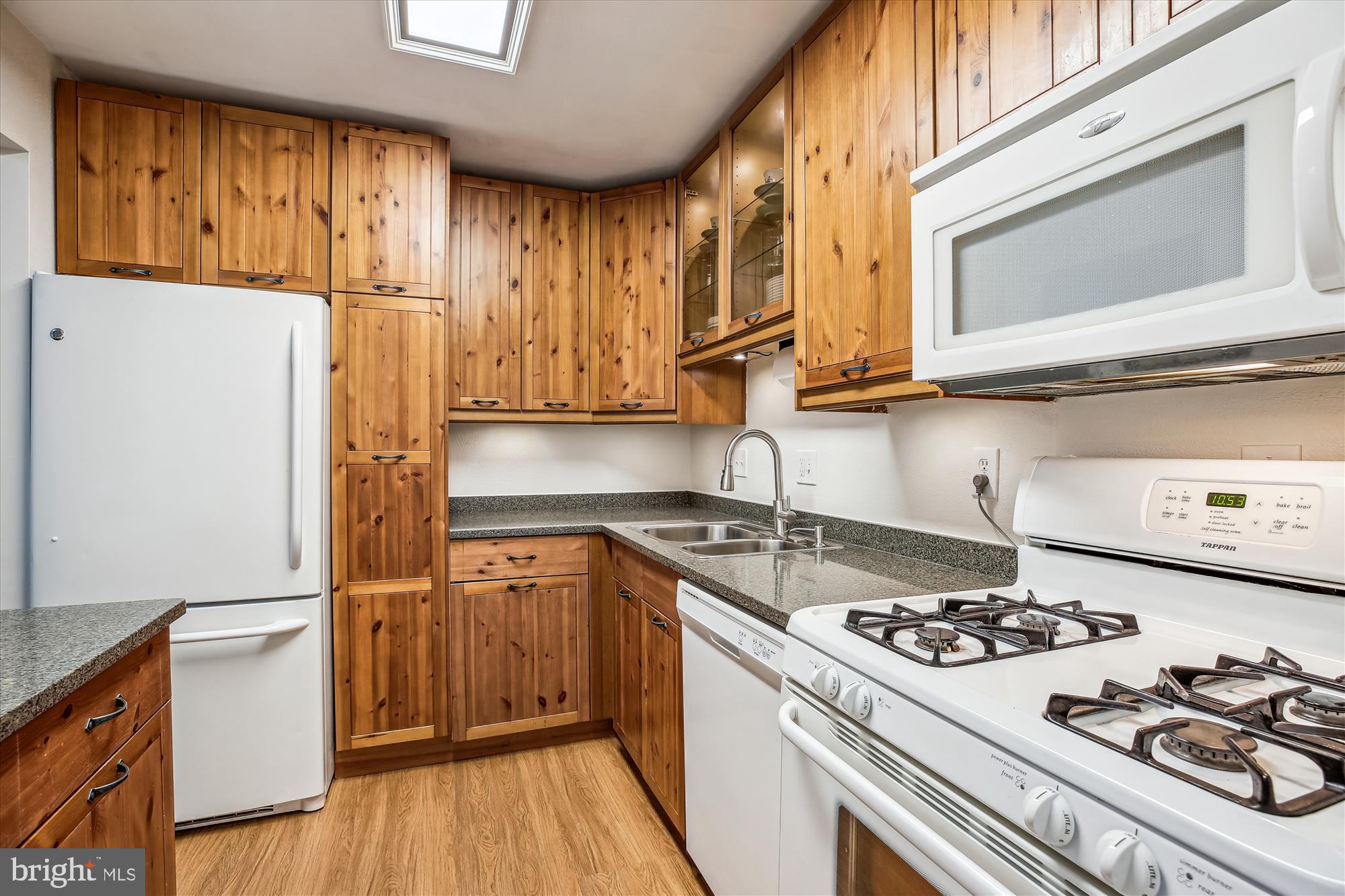 PLYMOUTH GARDENS - Residential