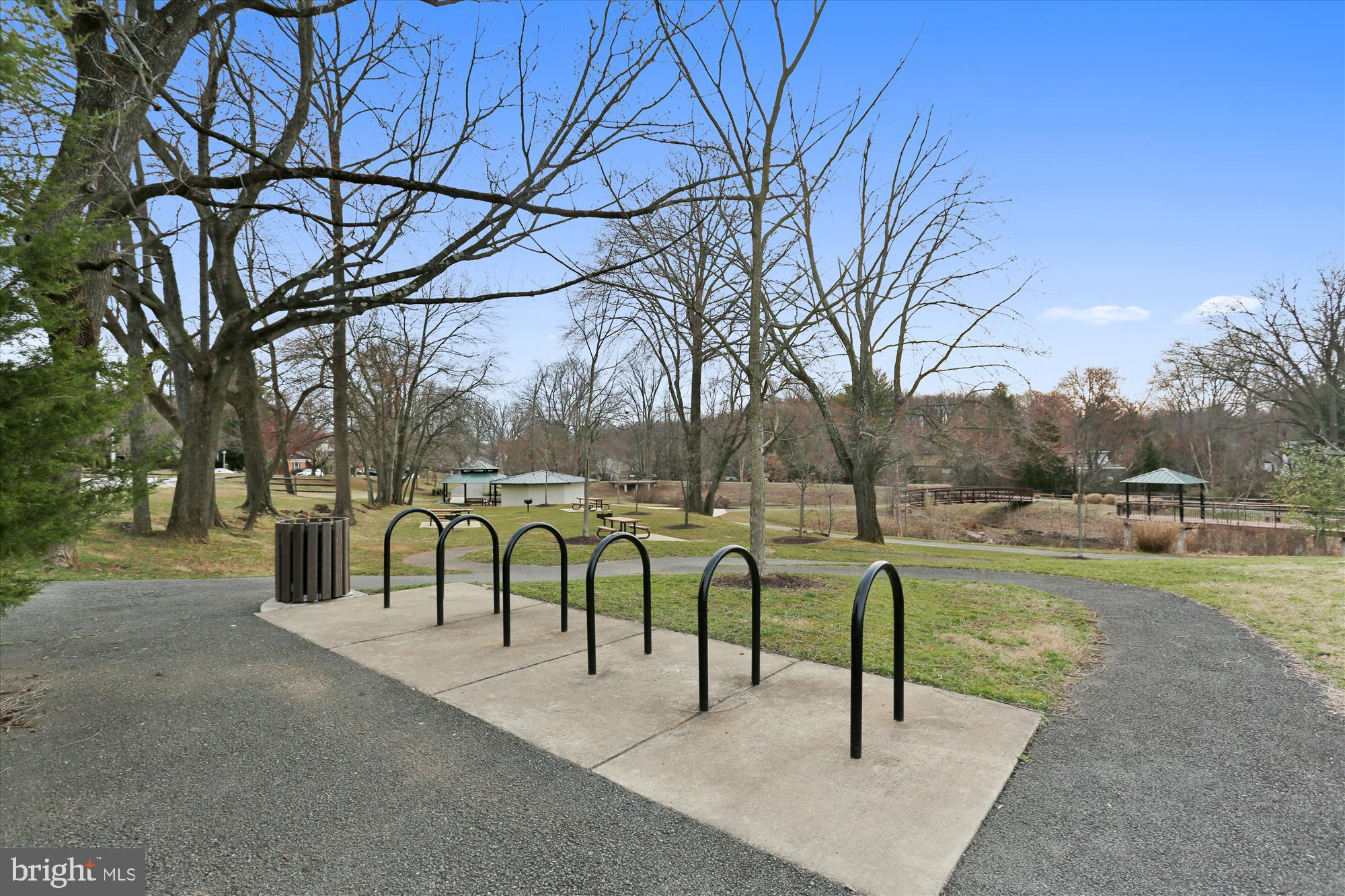 PLYMOUTH GARDENS - Residential