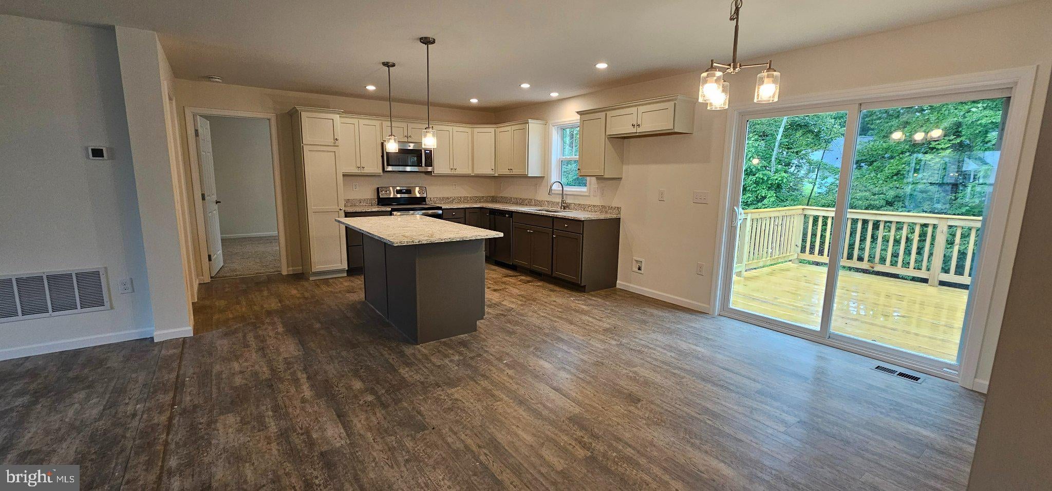 158 TIMBERWOOD TRAIL