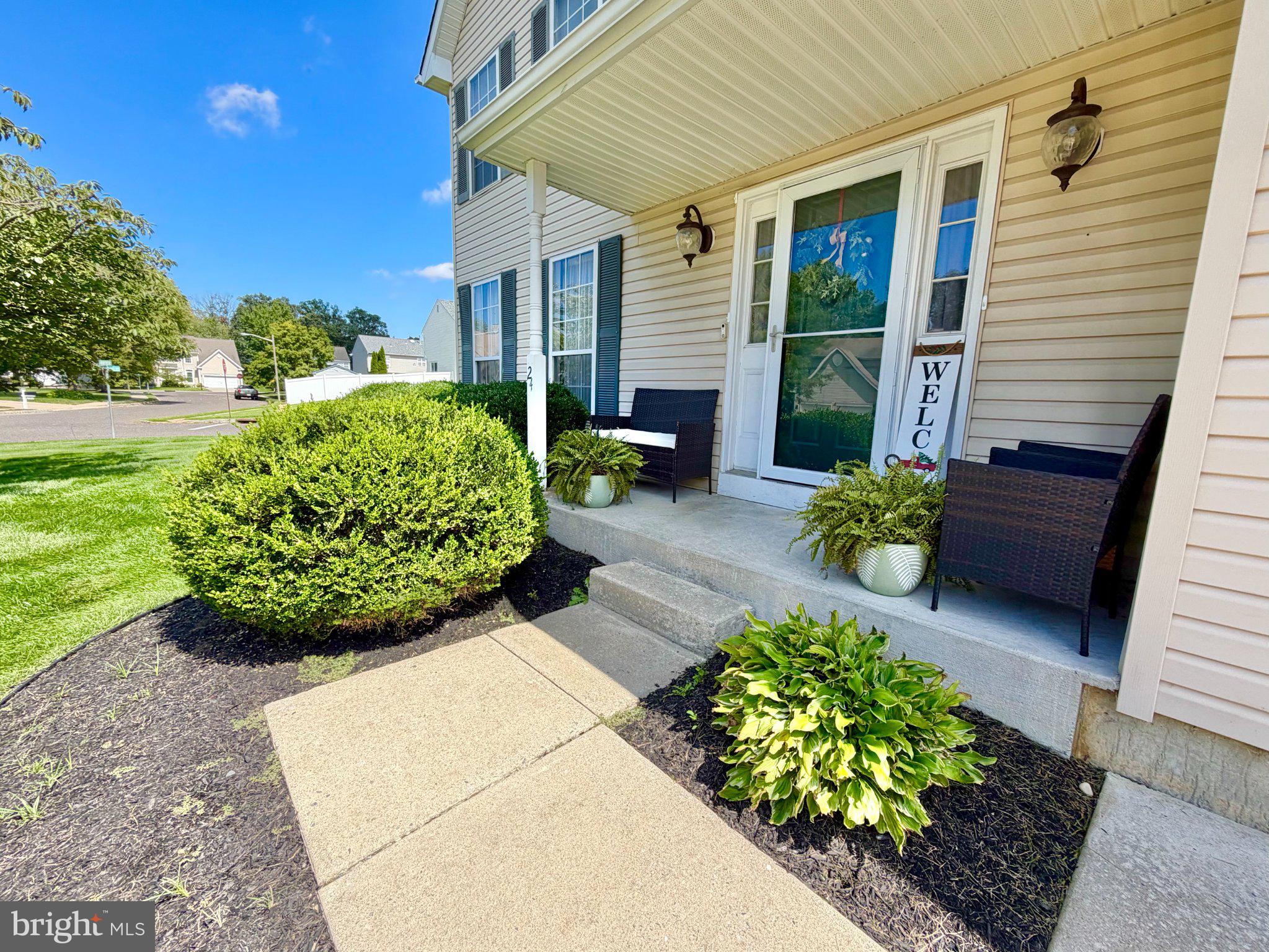 24 WOODYFIELD LANE
