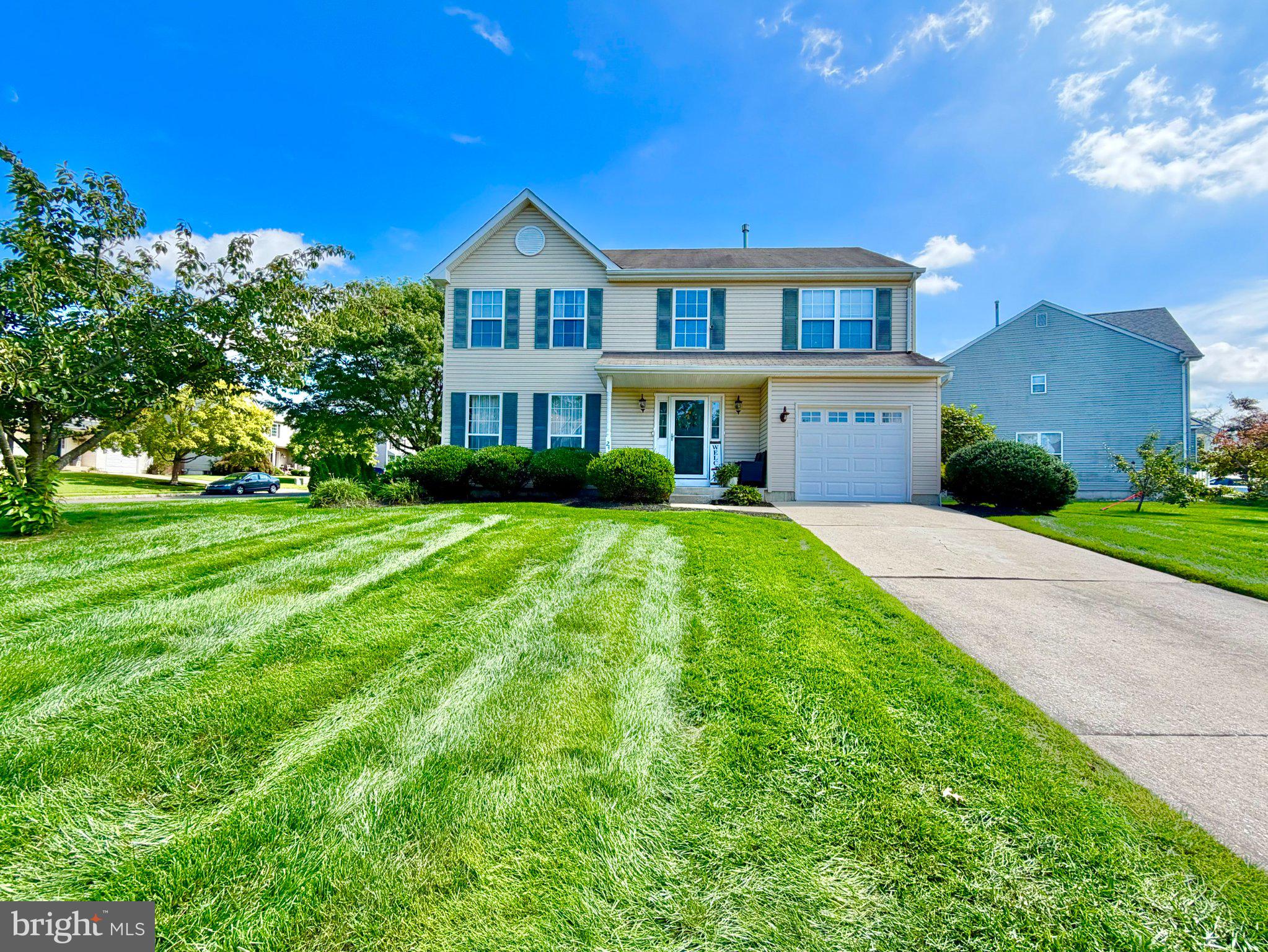 24 WOODYFIELD LANE