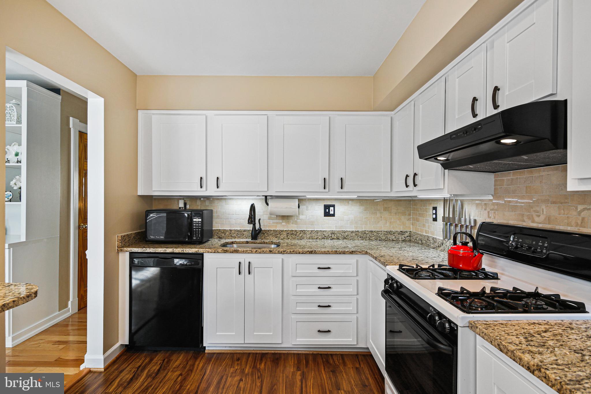 DREXEL WOODS - Residential