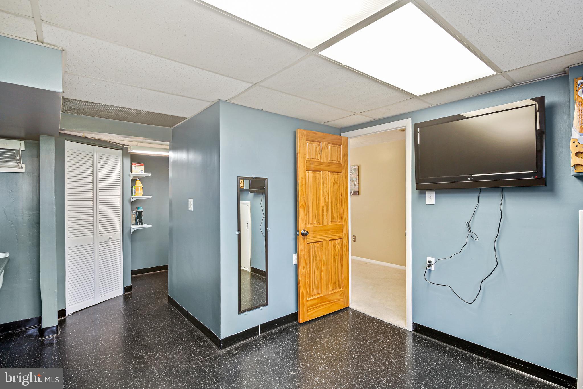 DREXEL WOODS - Residential