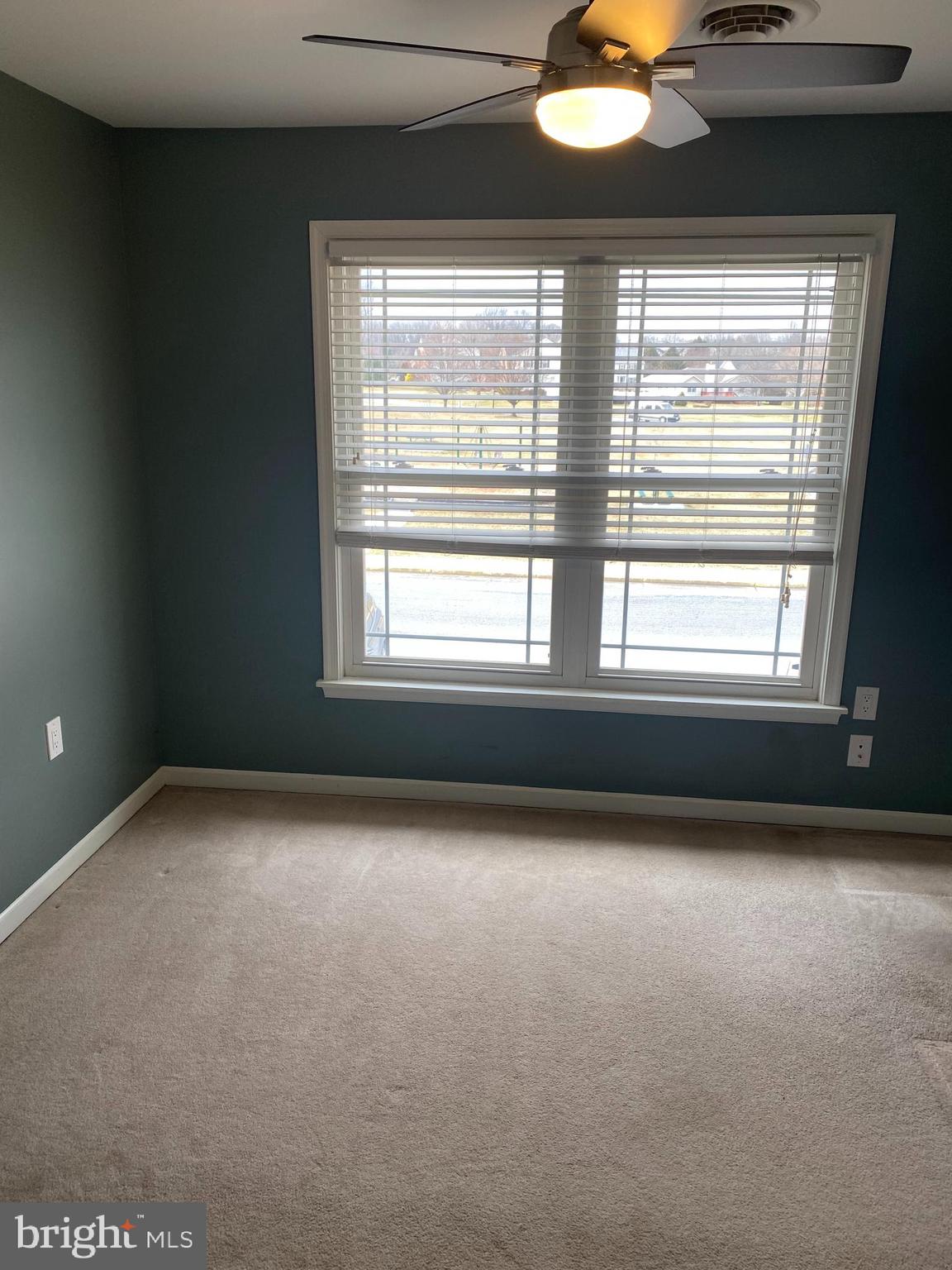 LOCUST HILL - Residential Lease