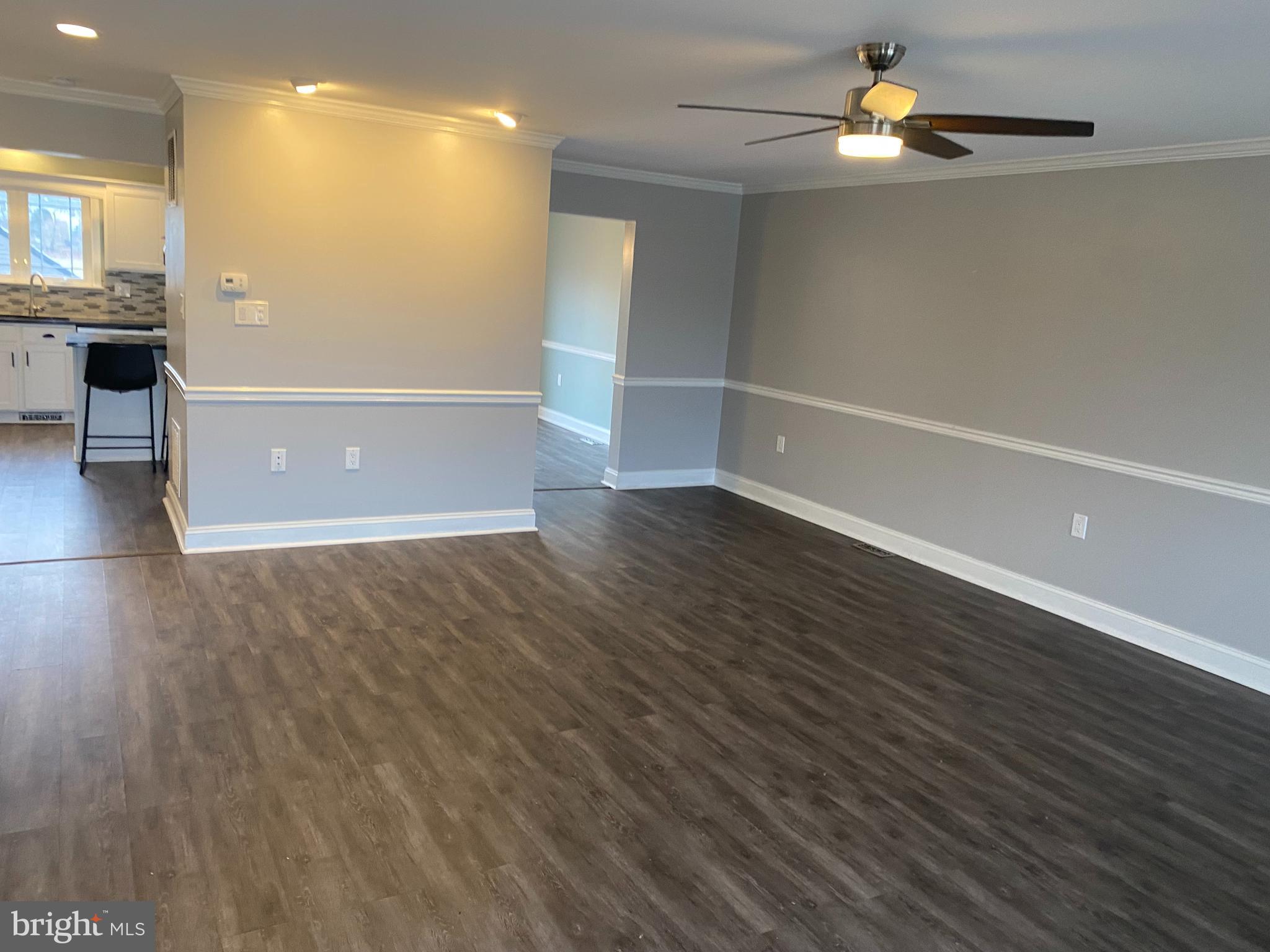 LOCUST HILL - Residential Lease