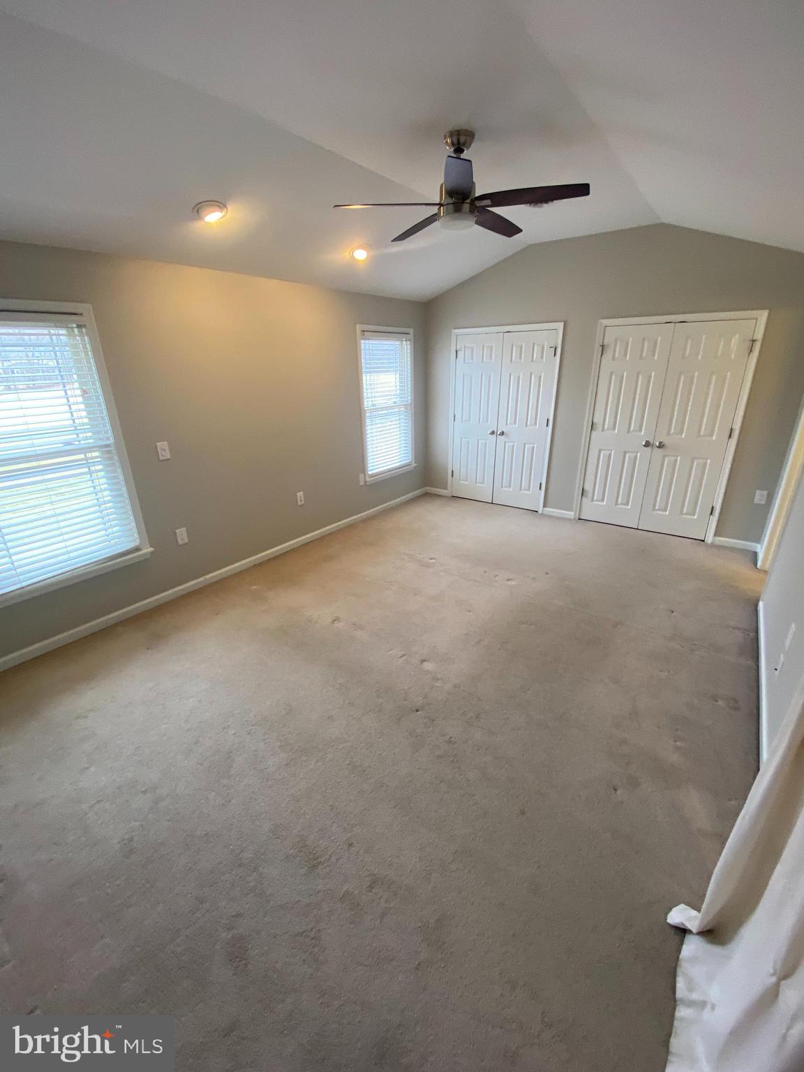 LOCUST HILL - Residential Lease