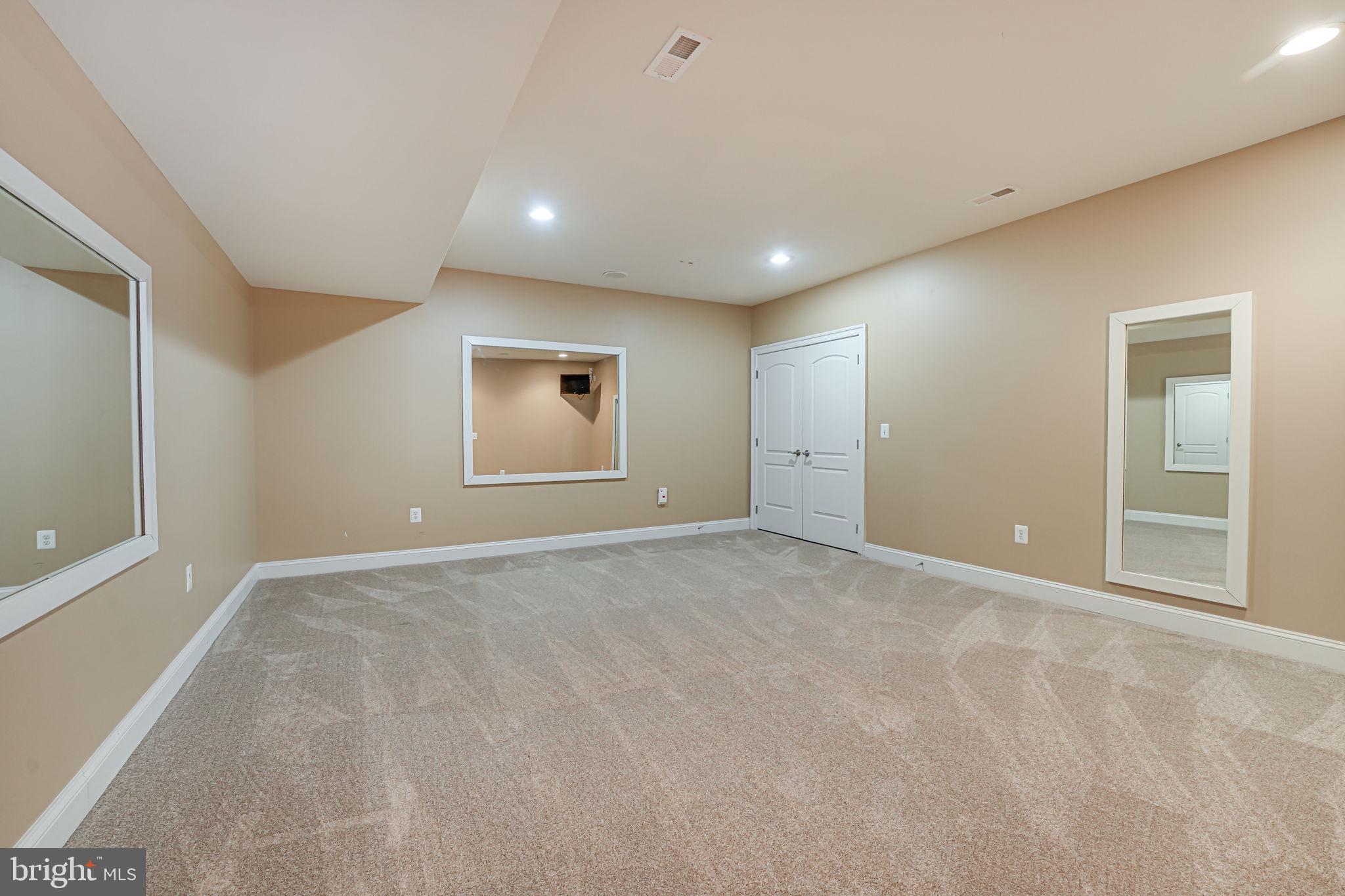 SUMMERS LANDING - Residential