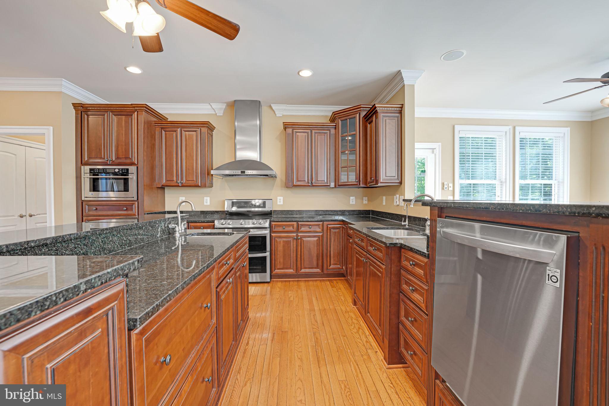 SUMMERS LANDING - Residential