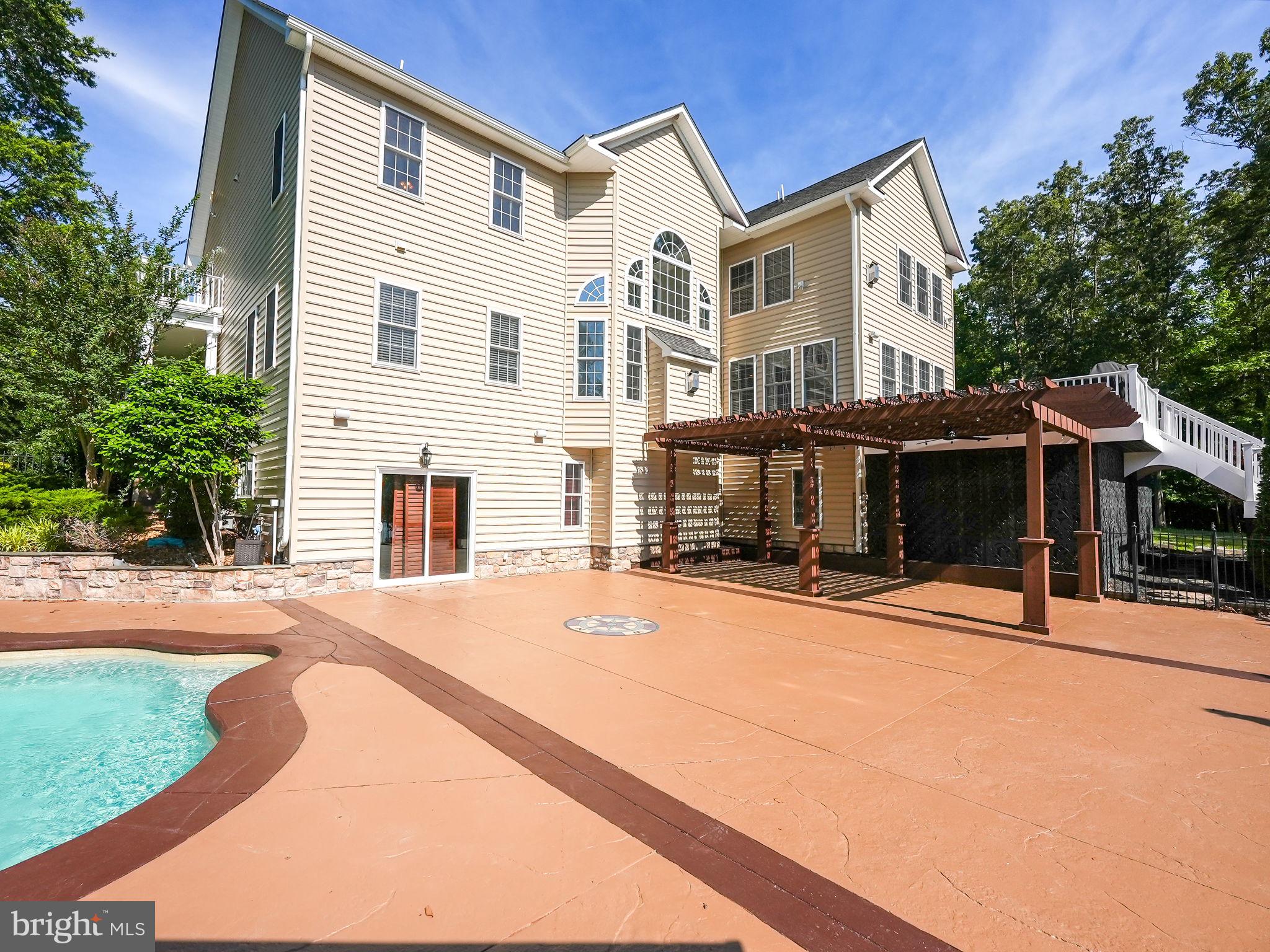 SUMMERS LANDING - Residential