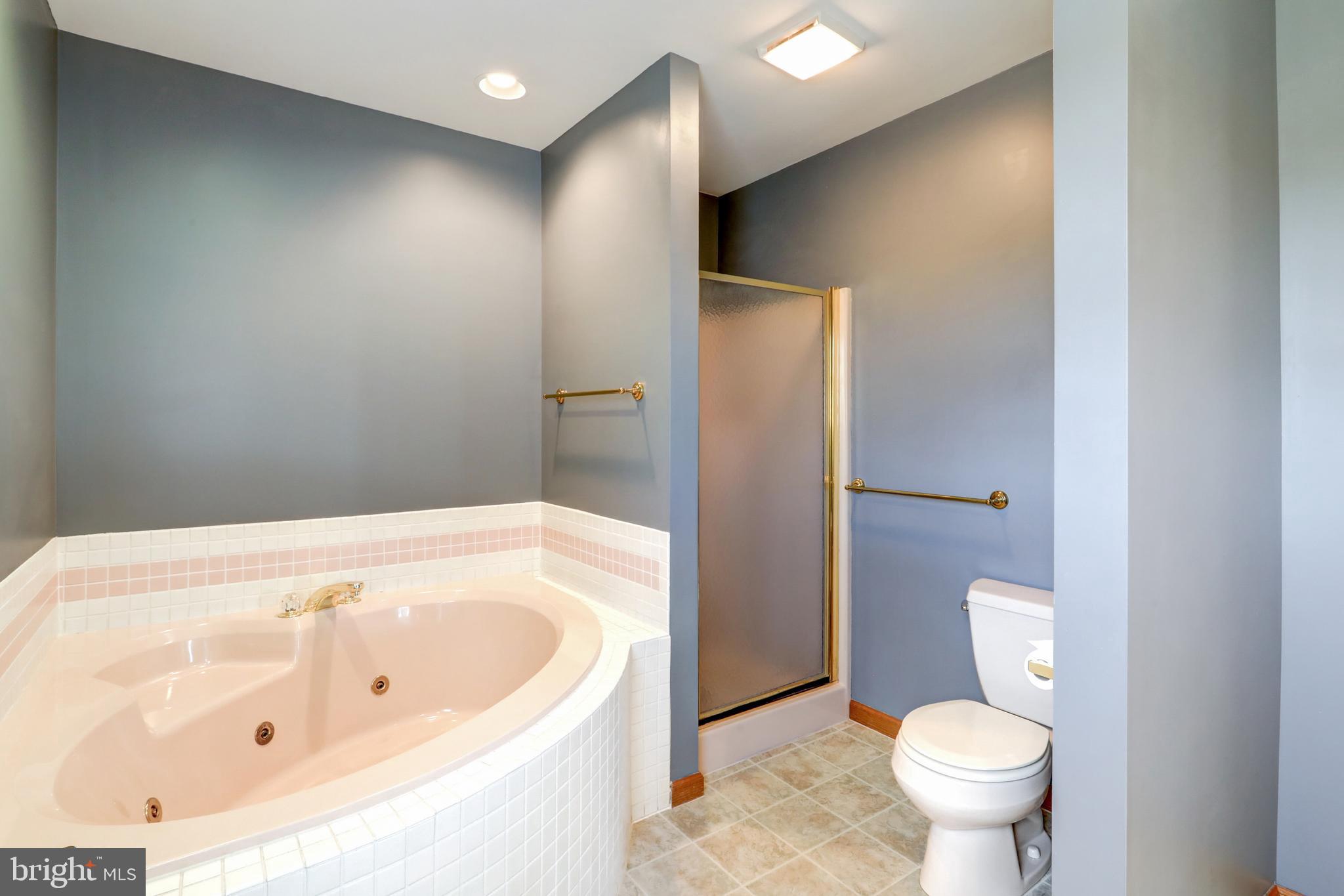 CANDLESTICK SQUARE - Residential