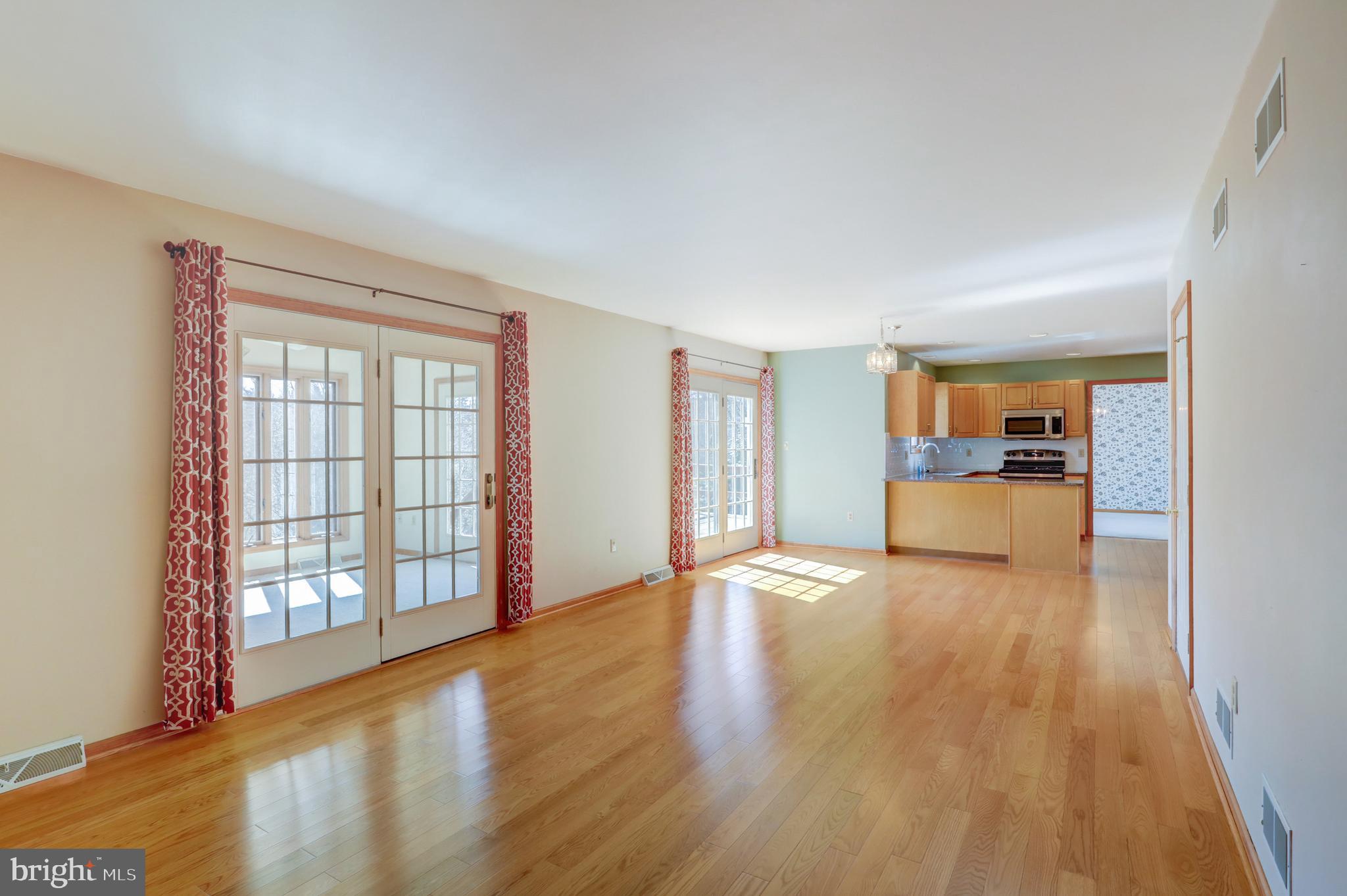 CANDLESTICK SQUARE - Residential