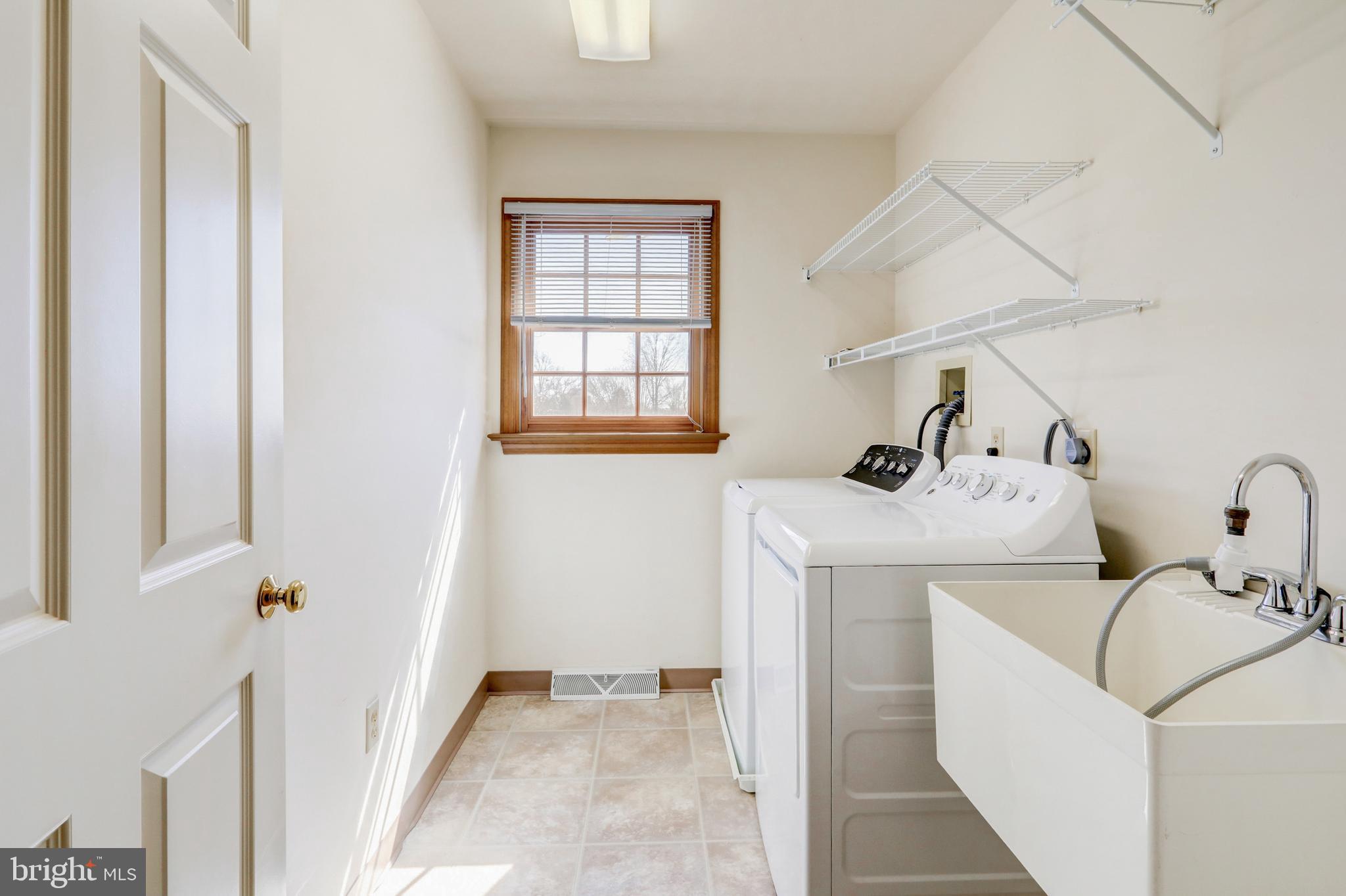 CANDLESTICK SQUARE - Residential