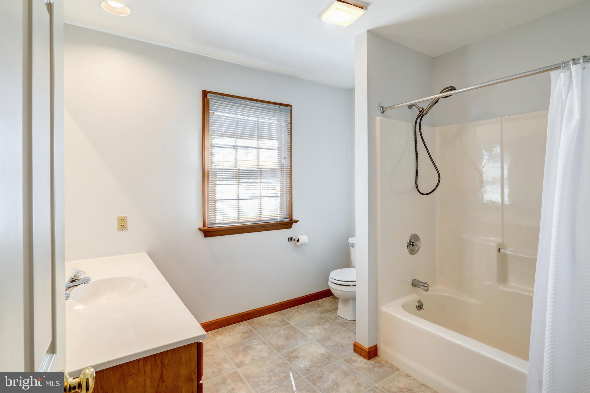 CANDLESTICK SQUARE - Residential