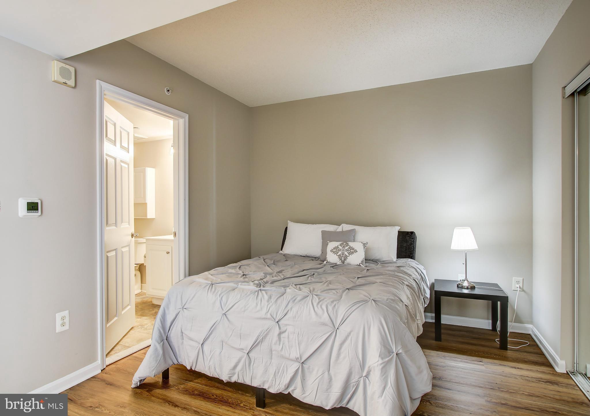 GALLERY AT WHITE FLINT - Residential Lease