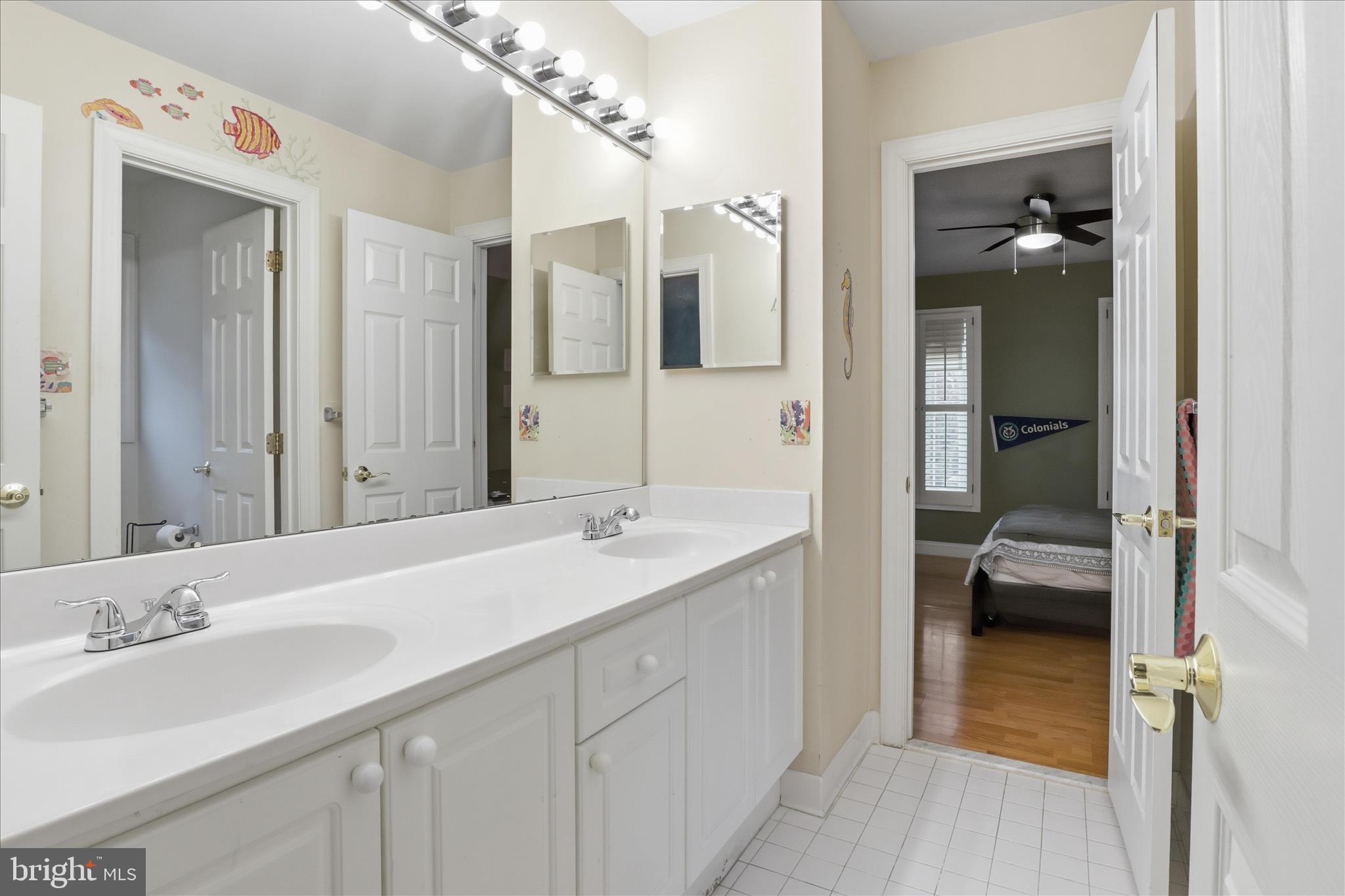 MC LEAN HAMLET - Residential