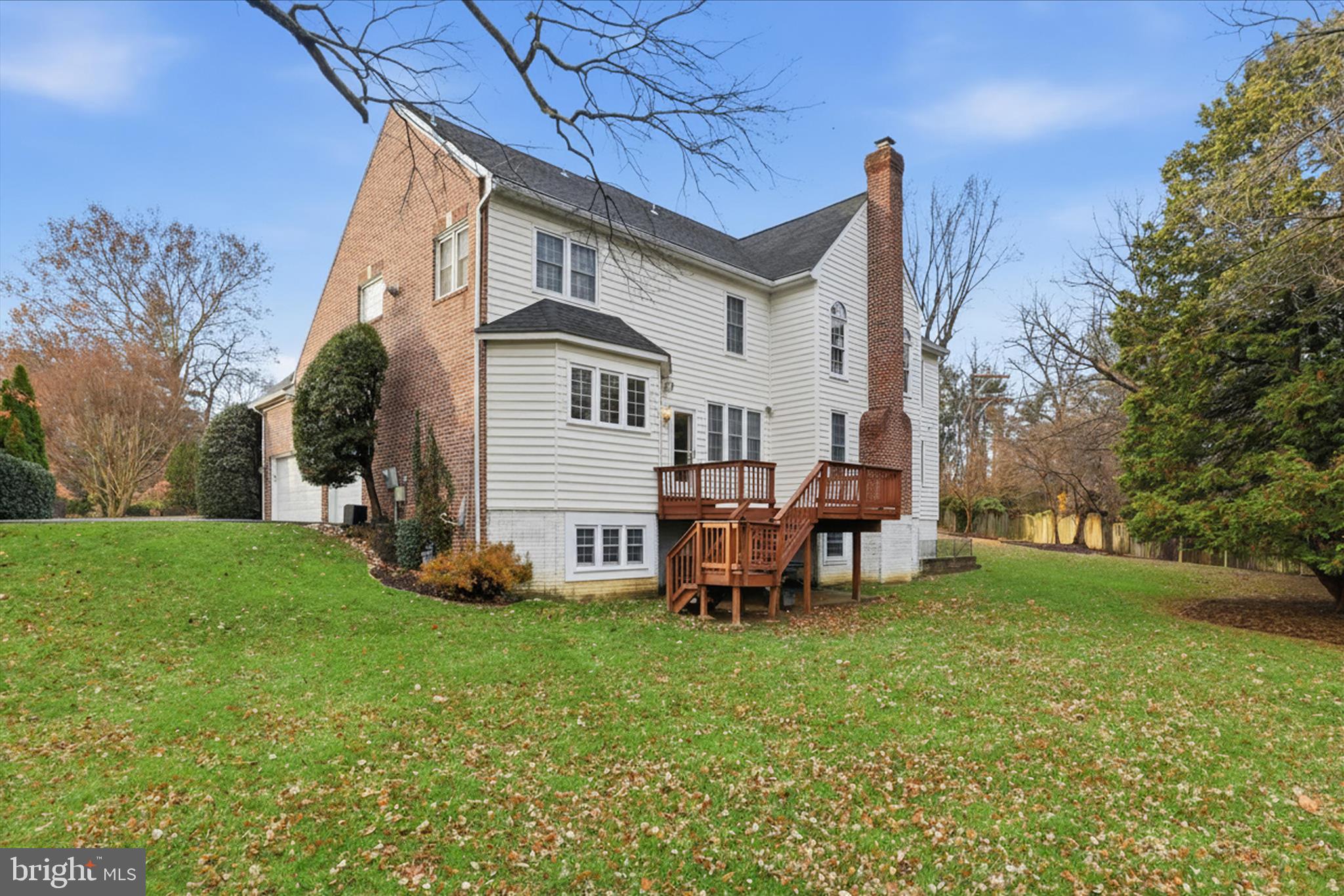 MC LEAN HAMLET - Residential