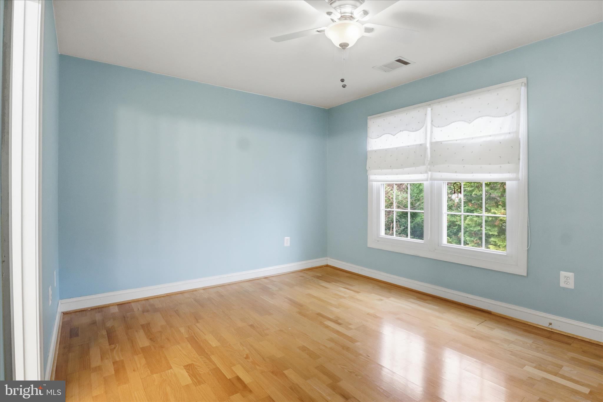 MC LEAN HAMLET - Residential