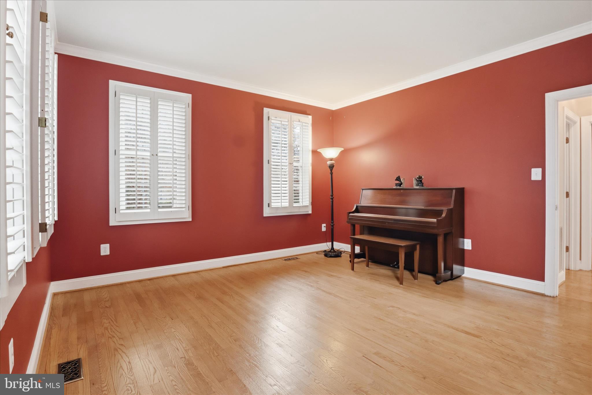 MC LEAN HAMLET - Residential