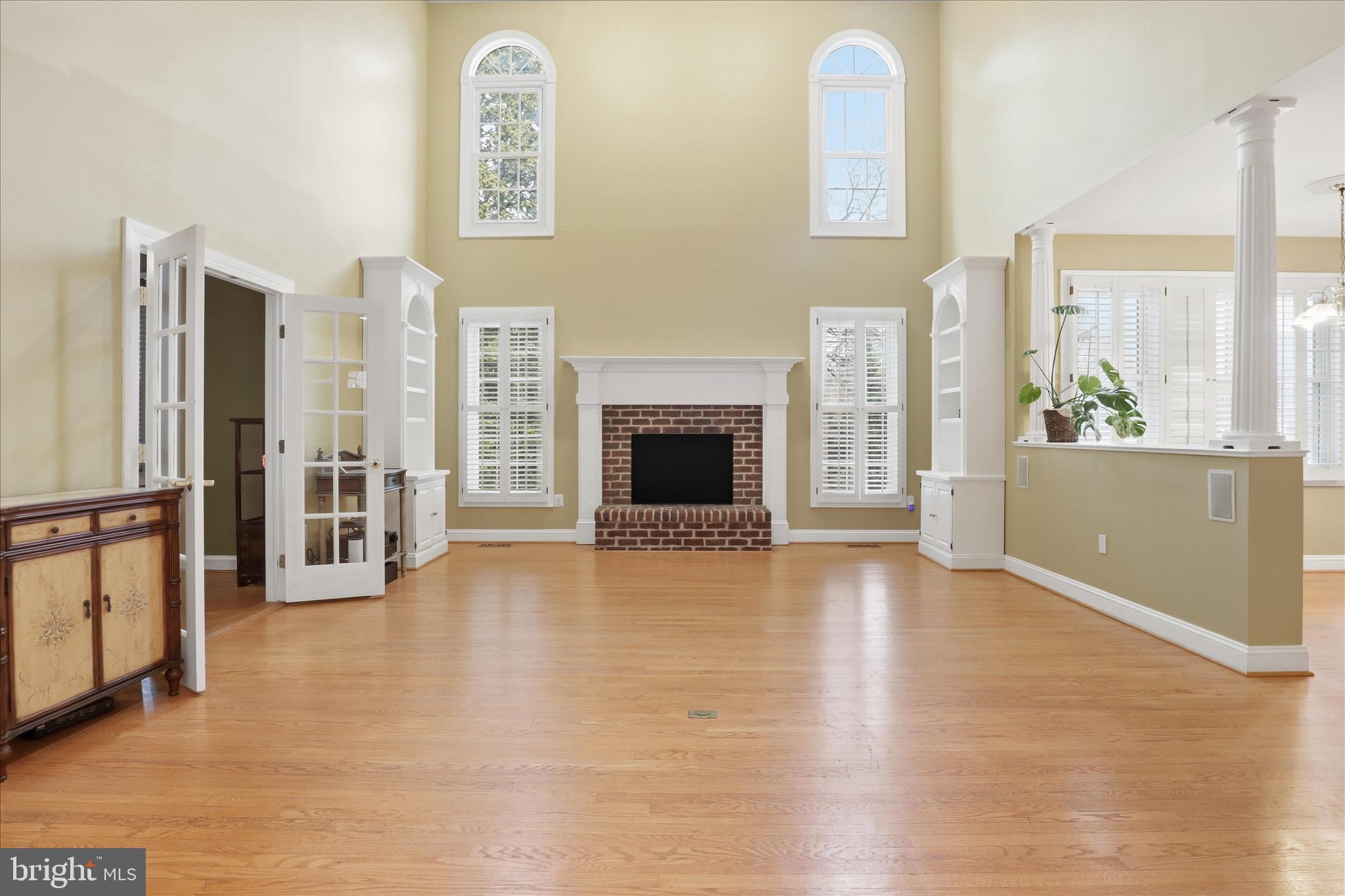 MC LEAN HAMLET - Residential