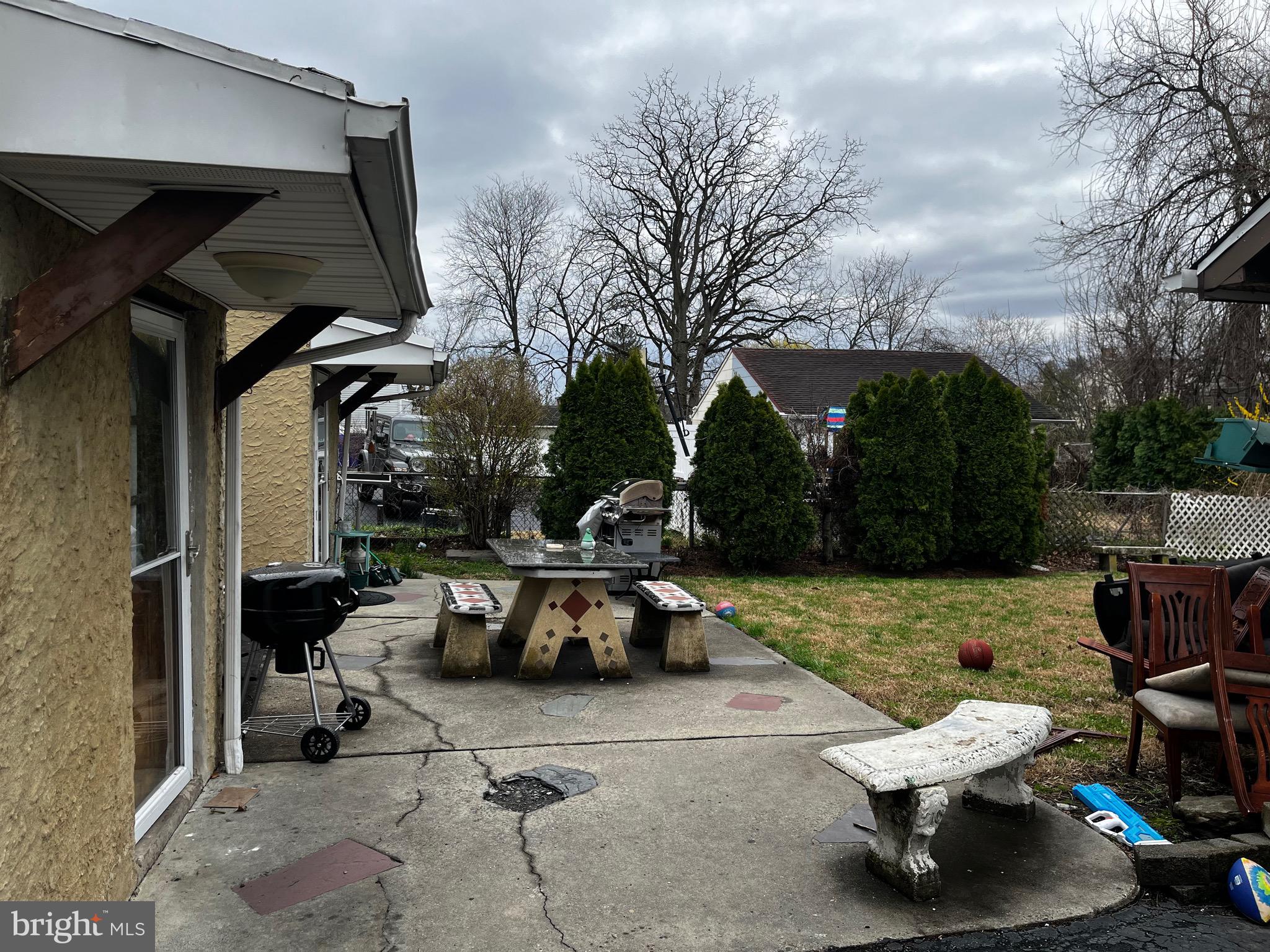 528 EAST AVENUE 526-528