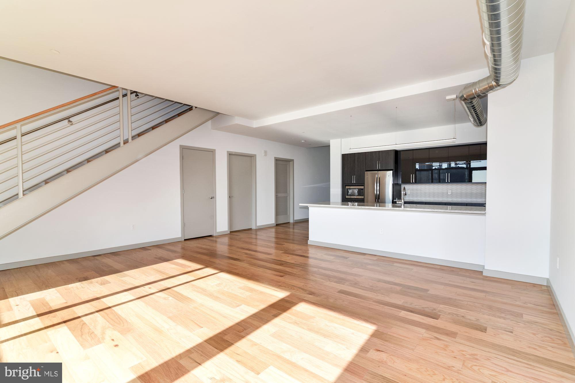 WASHINGTON SQ - Residential Lease