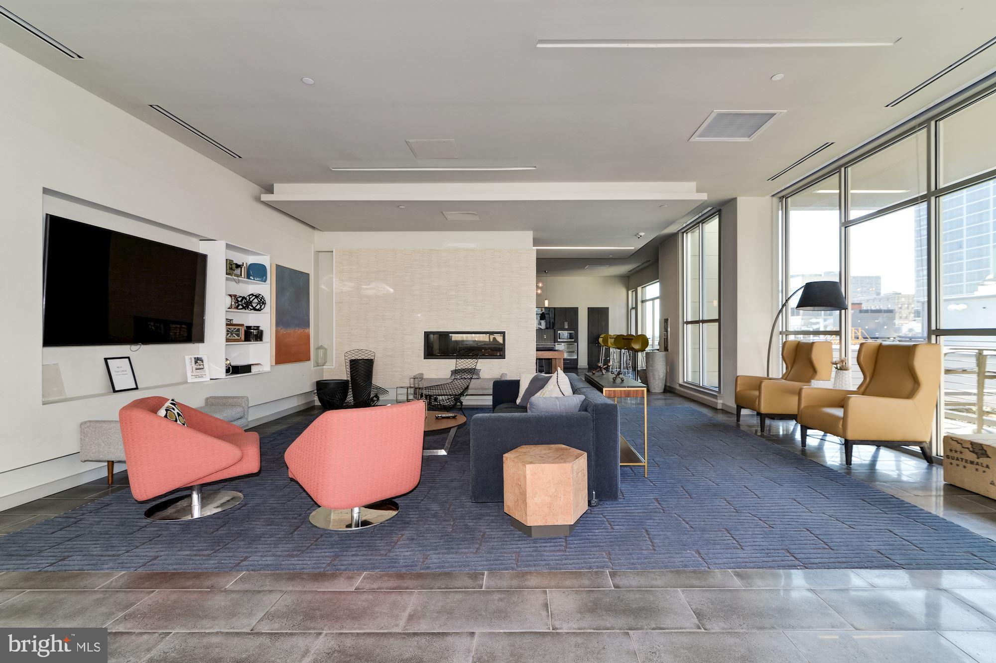 WASHINGTON SQ - Residential Lease