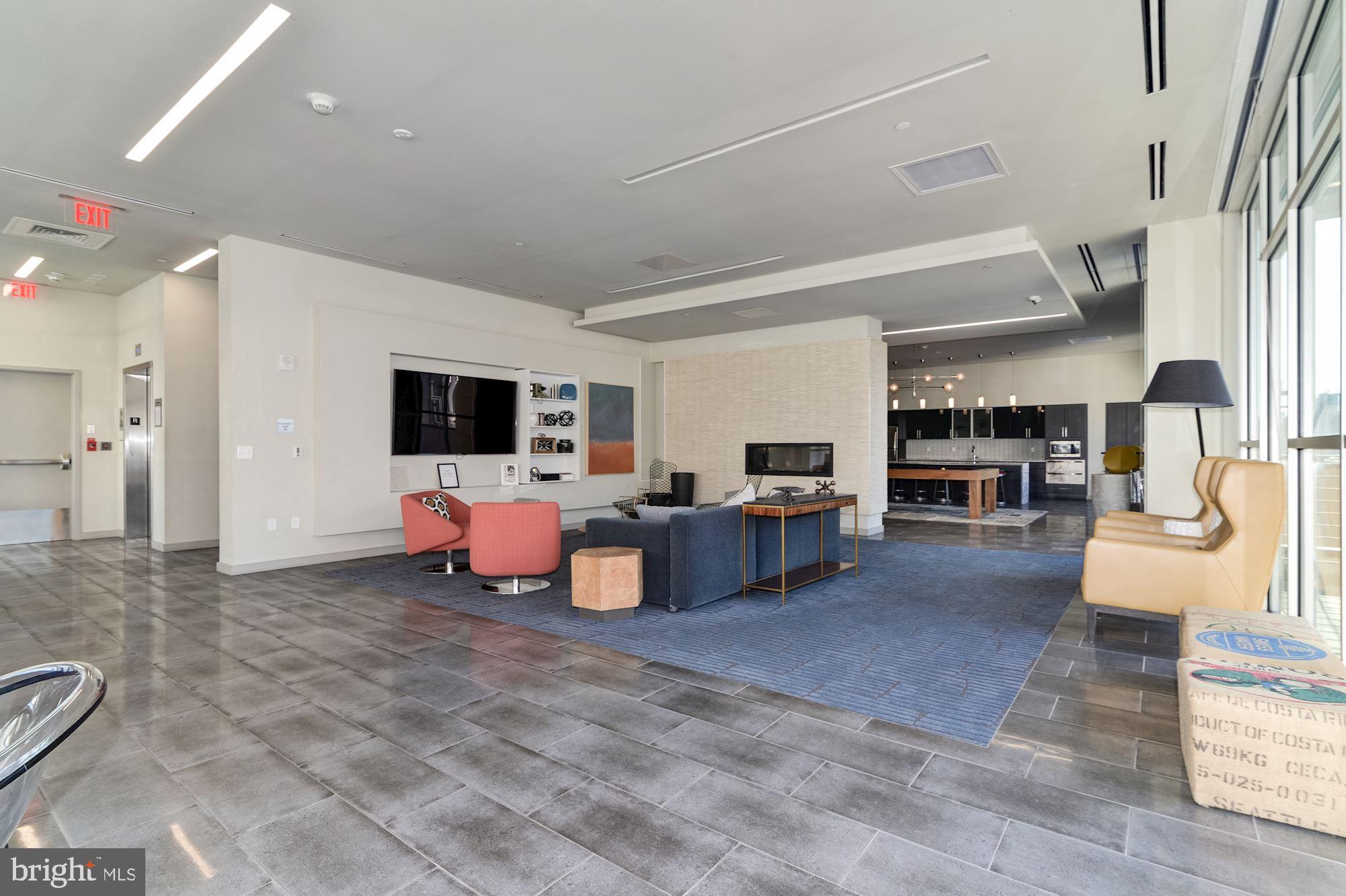 WASHINGTON SQ - Residential Lease