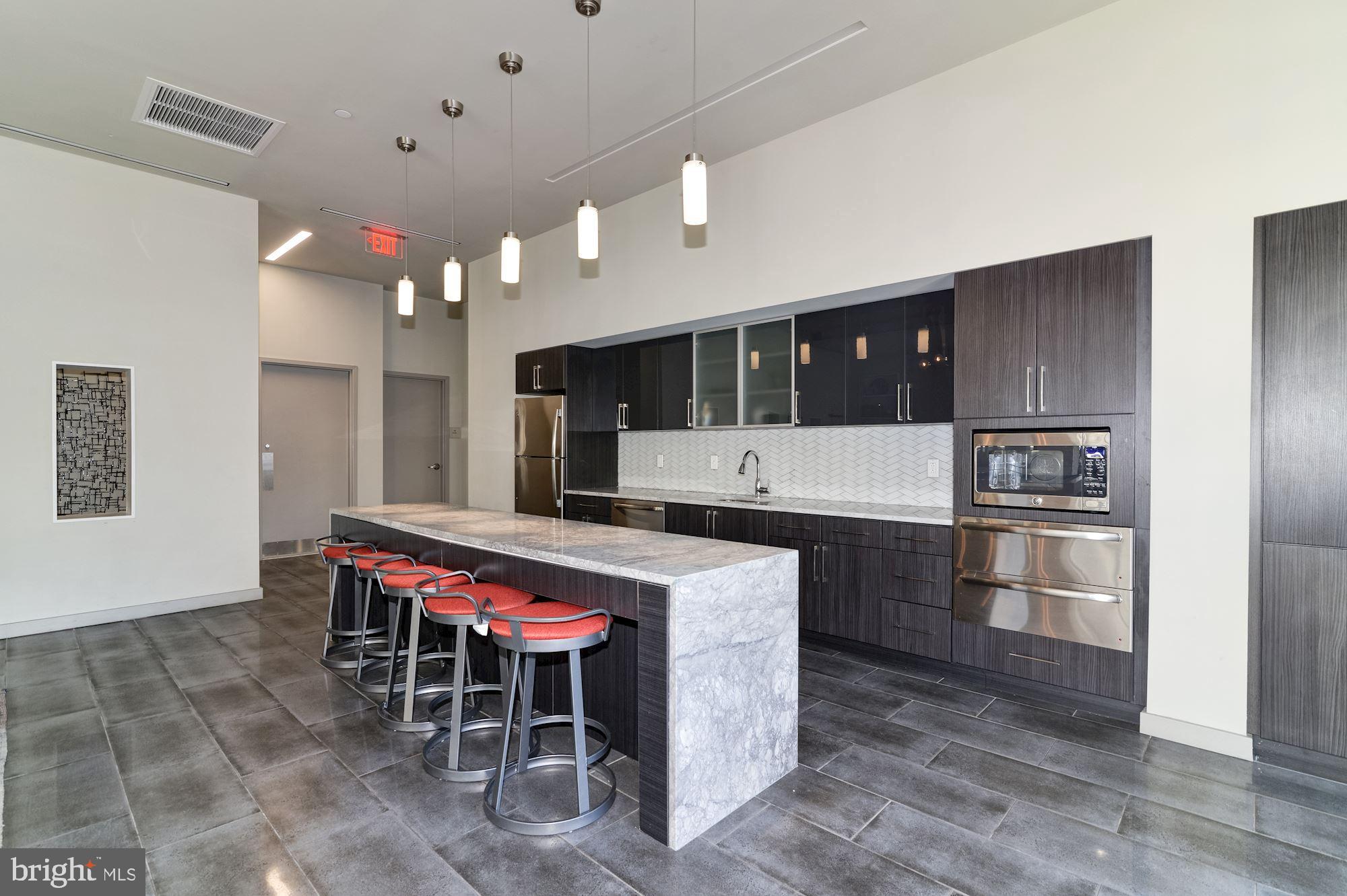 WASHINGTON SQ - Residential Lease