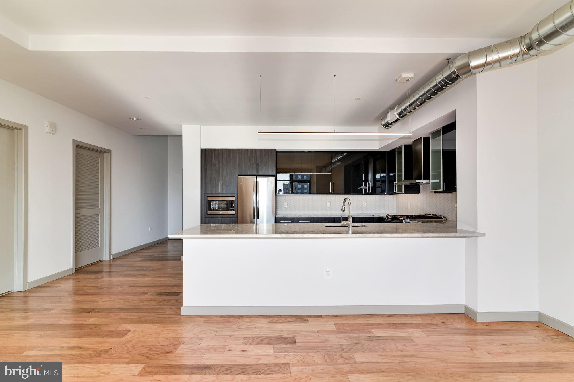WASHINGTON SQ - Residential Lease